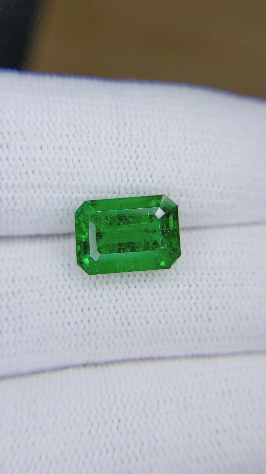 4.22 Ct. Emerald from Zambia Size Video