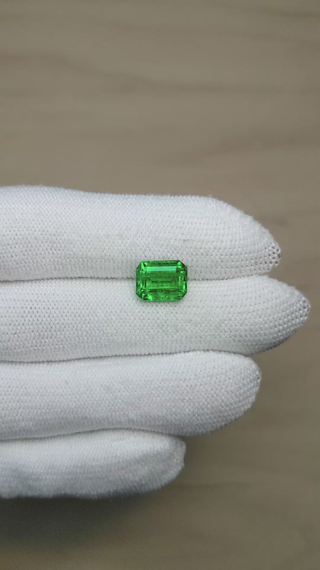 3.22 Ct. Emerald from Zambia Size Video