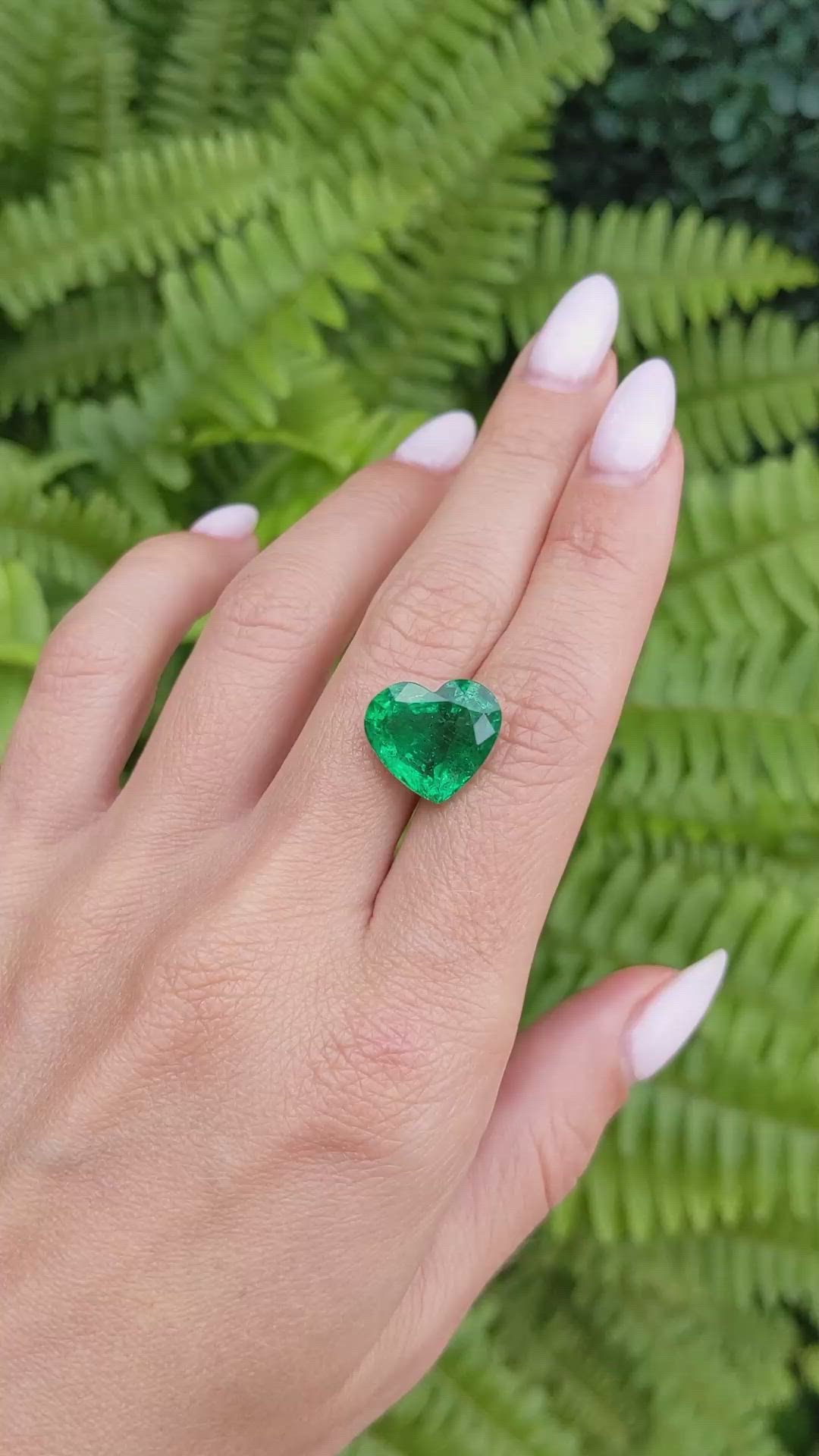 7.94 Ct. Emerald from Zambia Size Video
