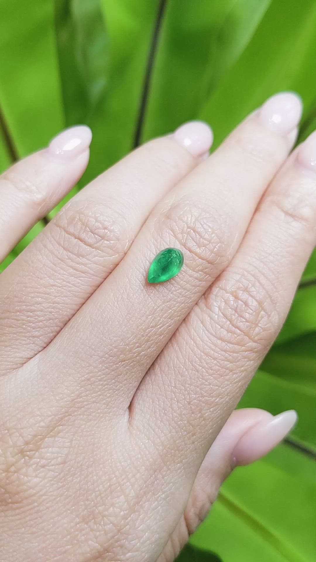 1.04 Ct. Cabochon Emerald from Pakistan Size Video