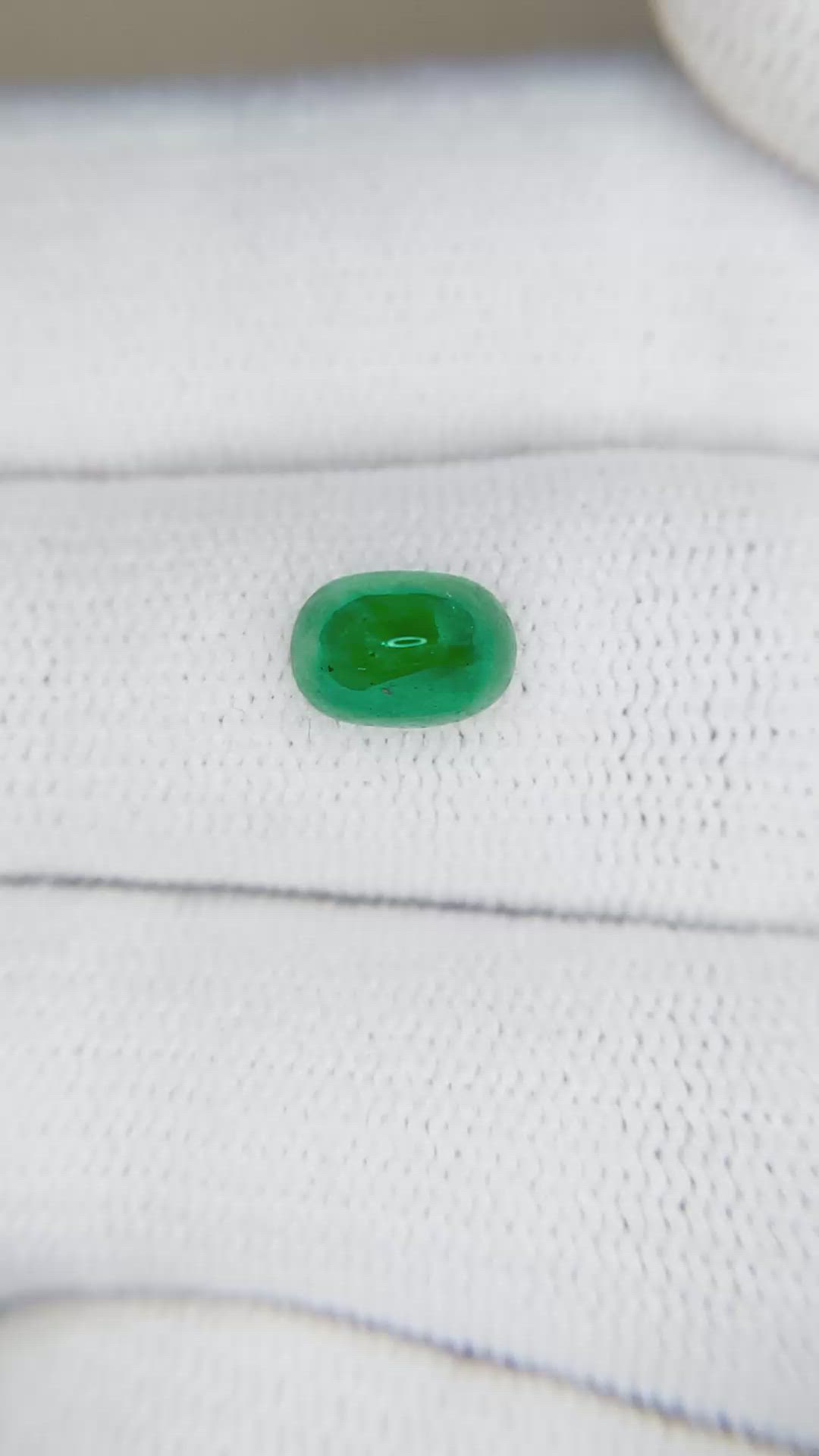 1.06 Ct. Cabochon Emerald from Pakistan Size Video