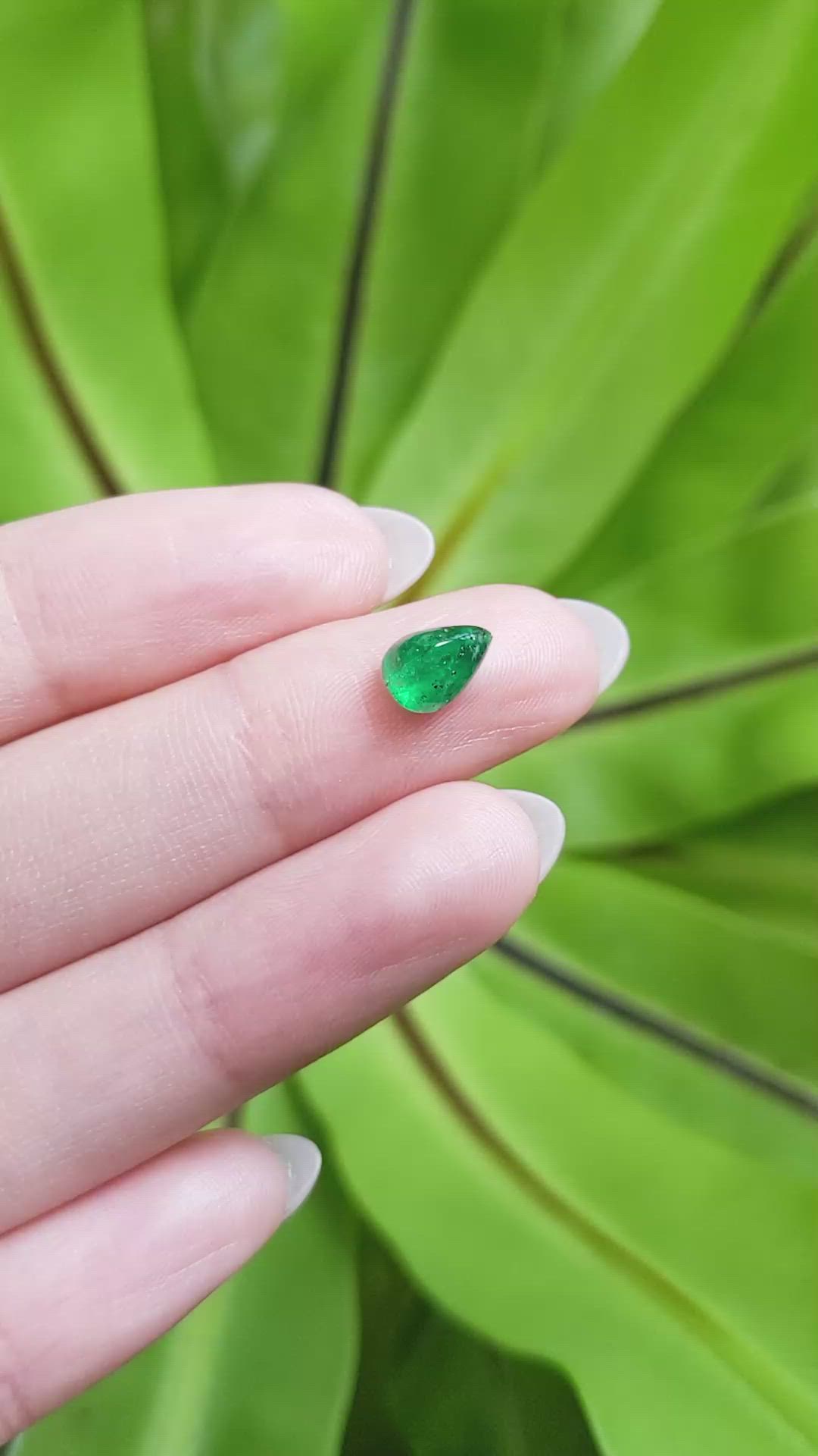 1.18 Ct. Cabochon Emerald from Pakistan Size Video