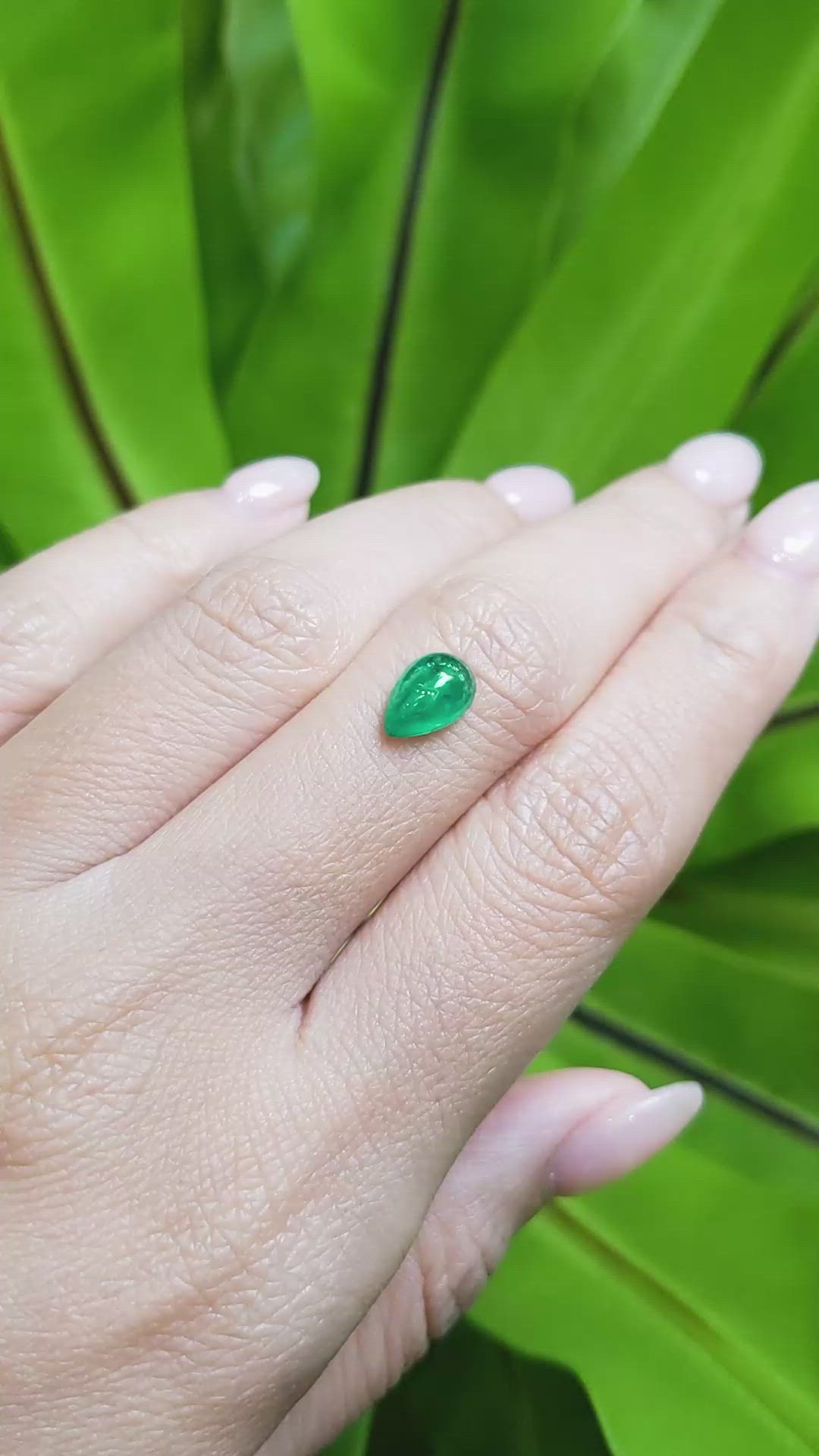 1.28 Ct. Cabochon Emerald from Pakistan Size Video