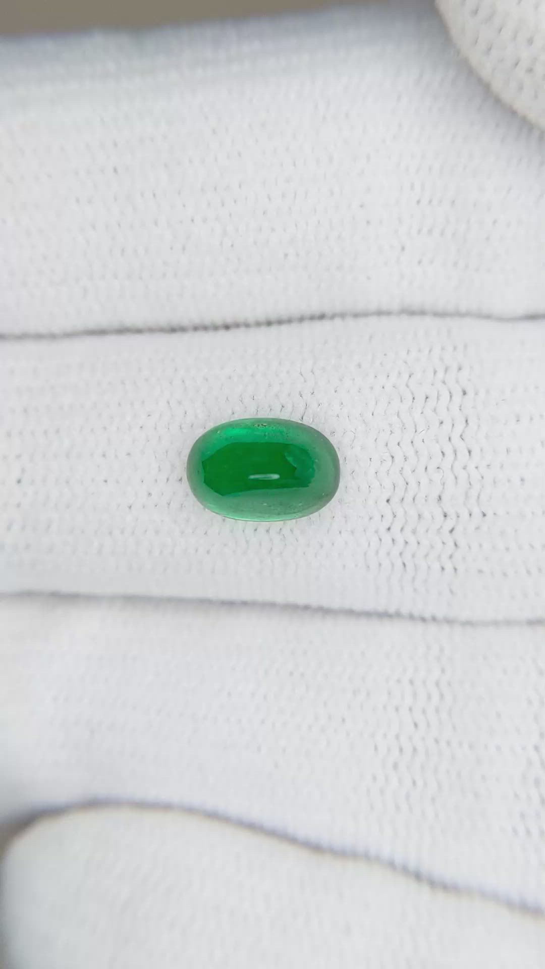 1.11 Ct. Cabochon Emerald from Pakistan Size Video