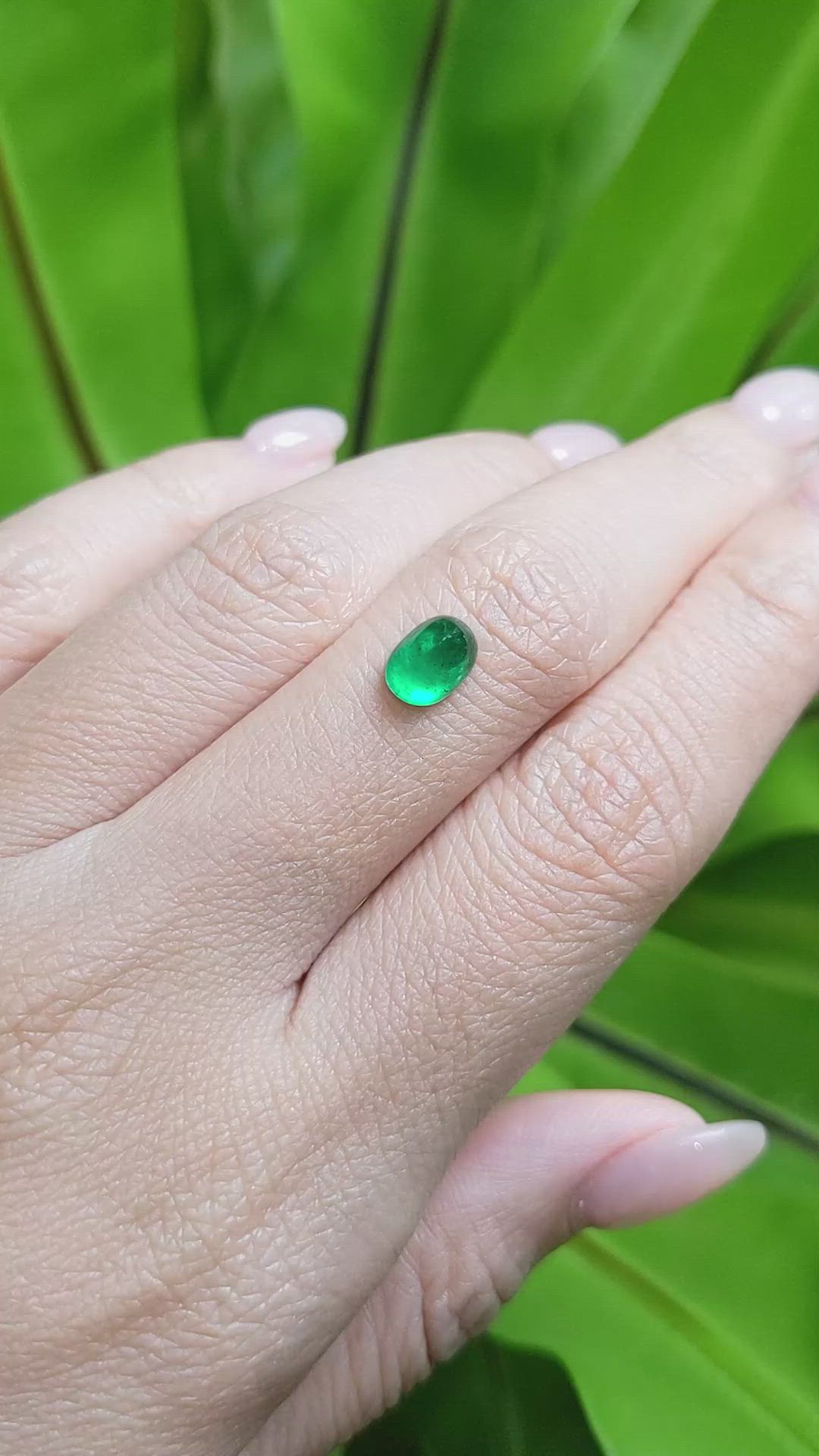 1.39 Ct. Cabochon Emerald from Pakistan Size Video