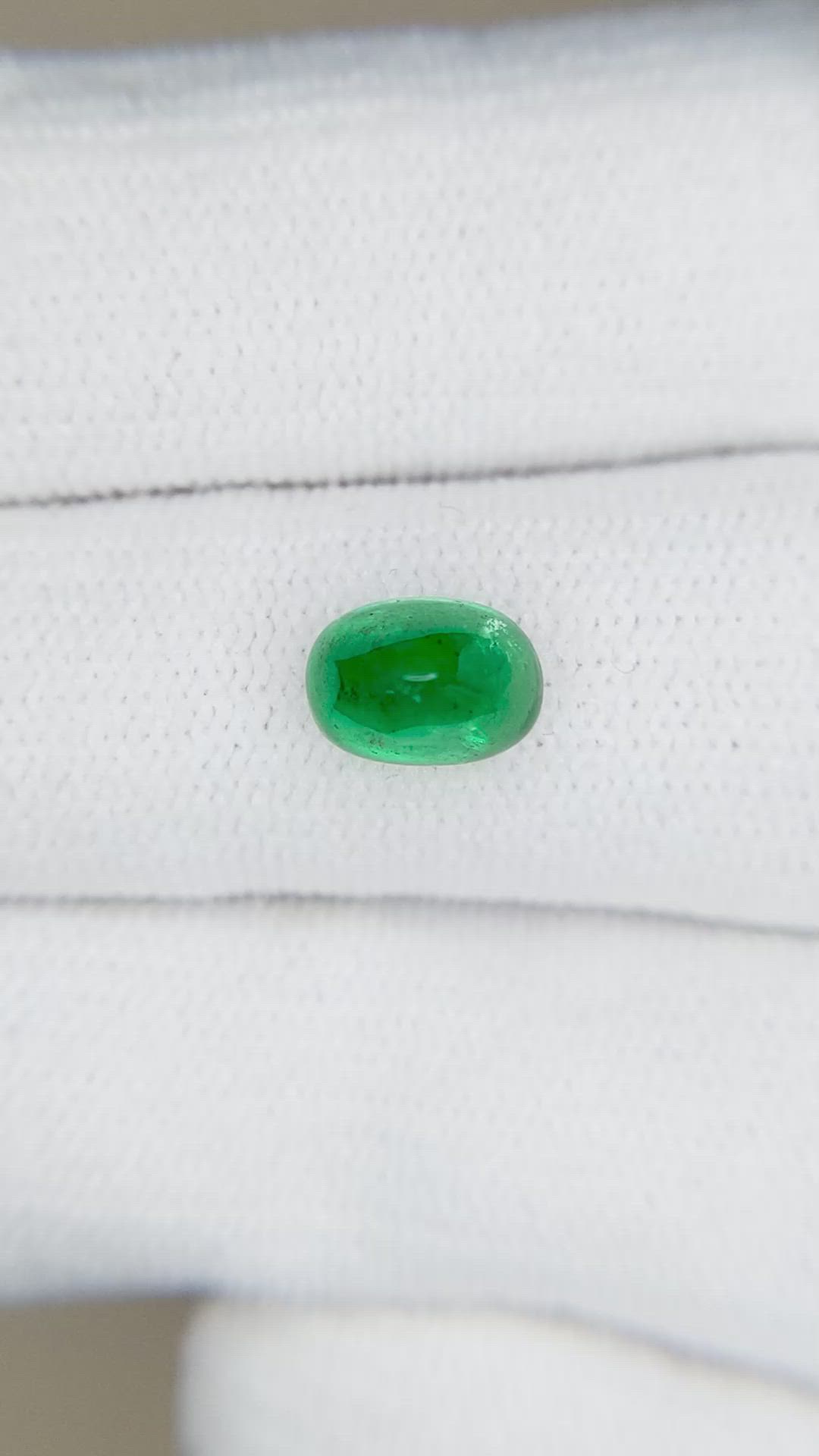 1.39 Ct. Cabochon Emerald from Pakistan Size Video