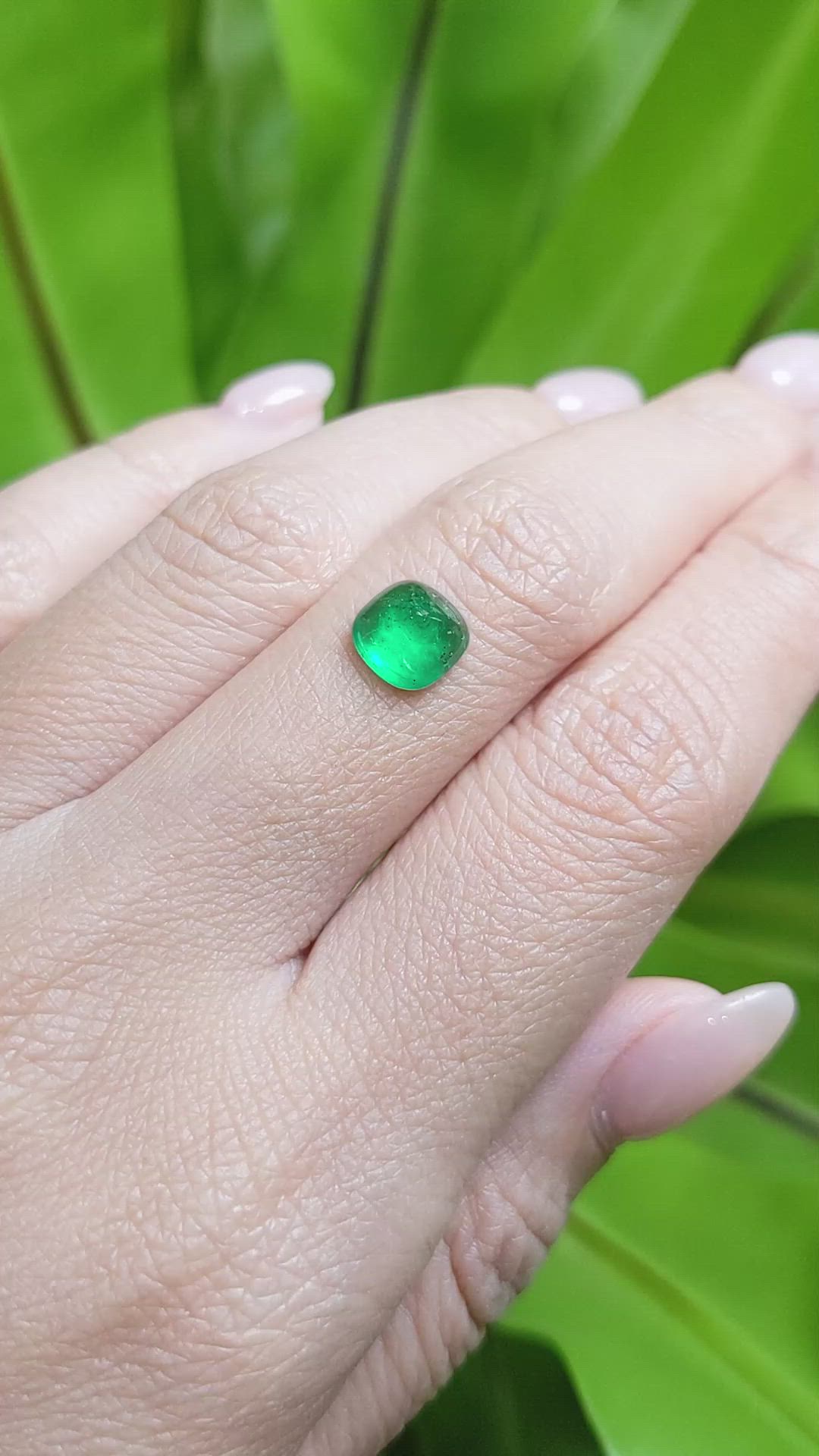 1.50 Ct. Cabochon Emerald from Pakistan Size Video