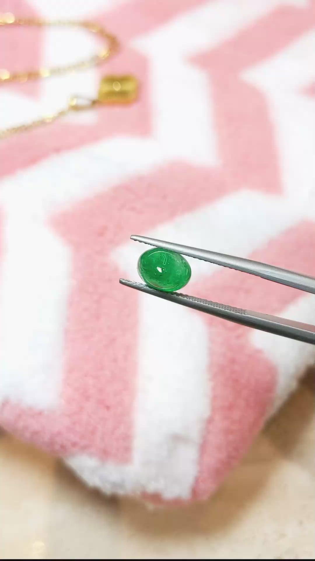 1.90 Ct. Cabochon Emerald from Pakistan Size Video