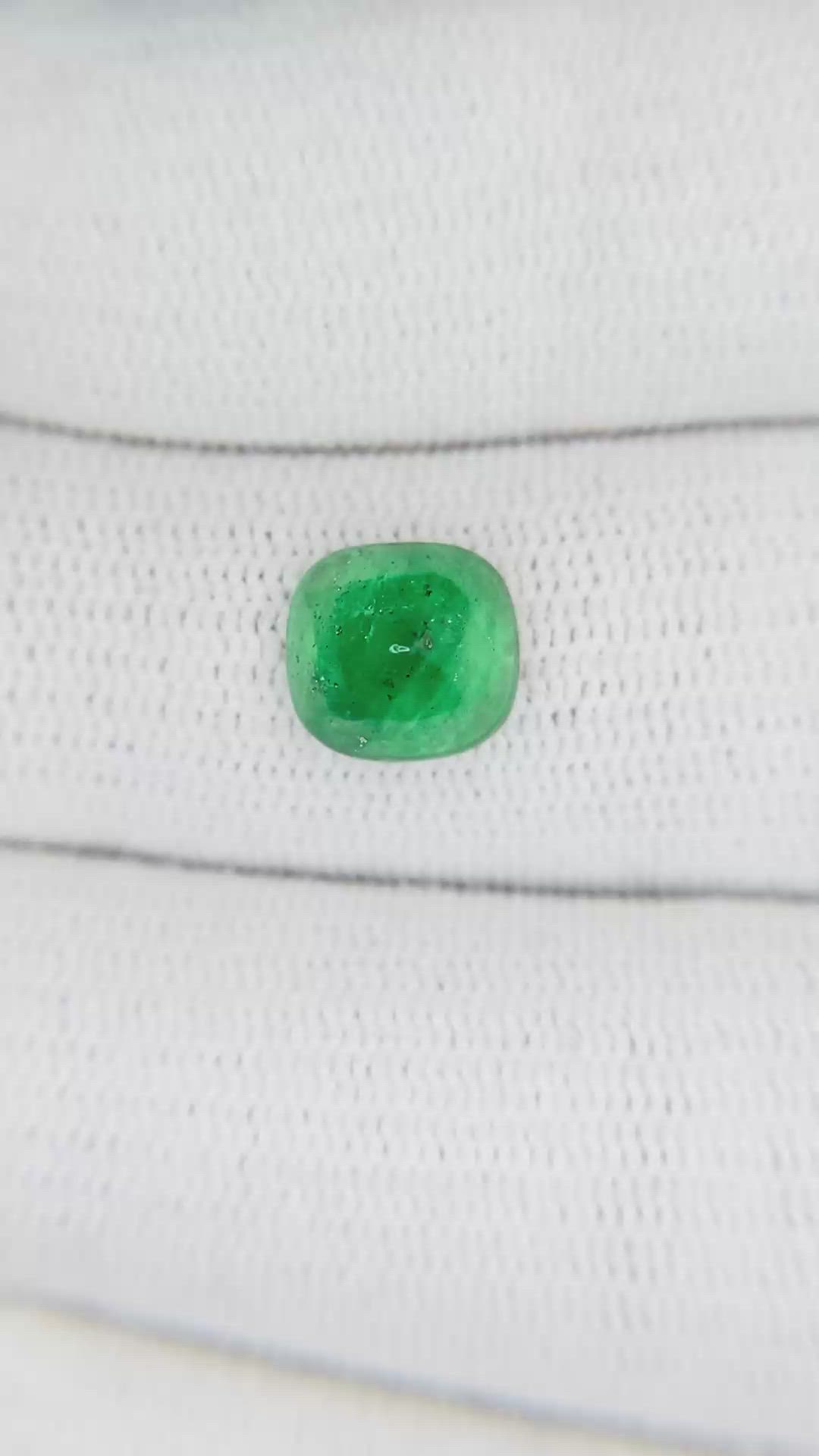 1.71 Ct. Cabochon Emerald from Pakistan Size Video