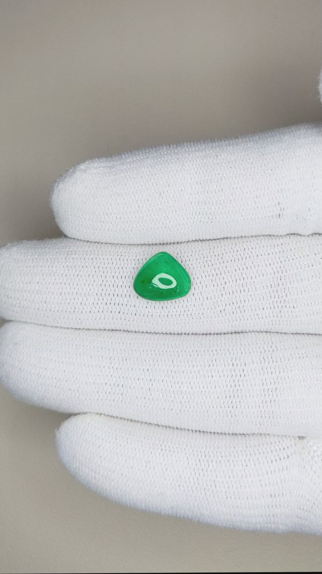 1.65 Ct. Cabochon Emerald from Pakistan Size Video