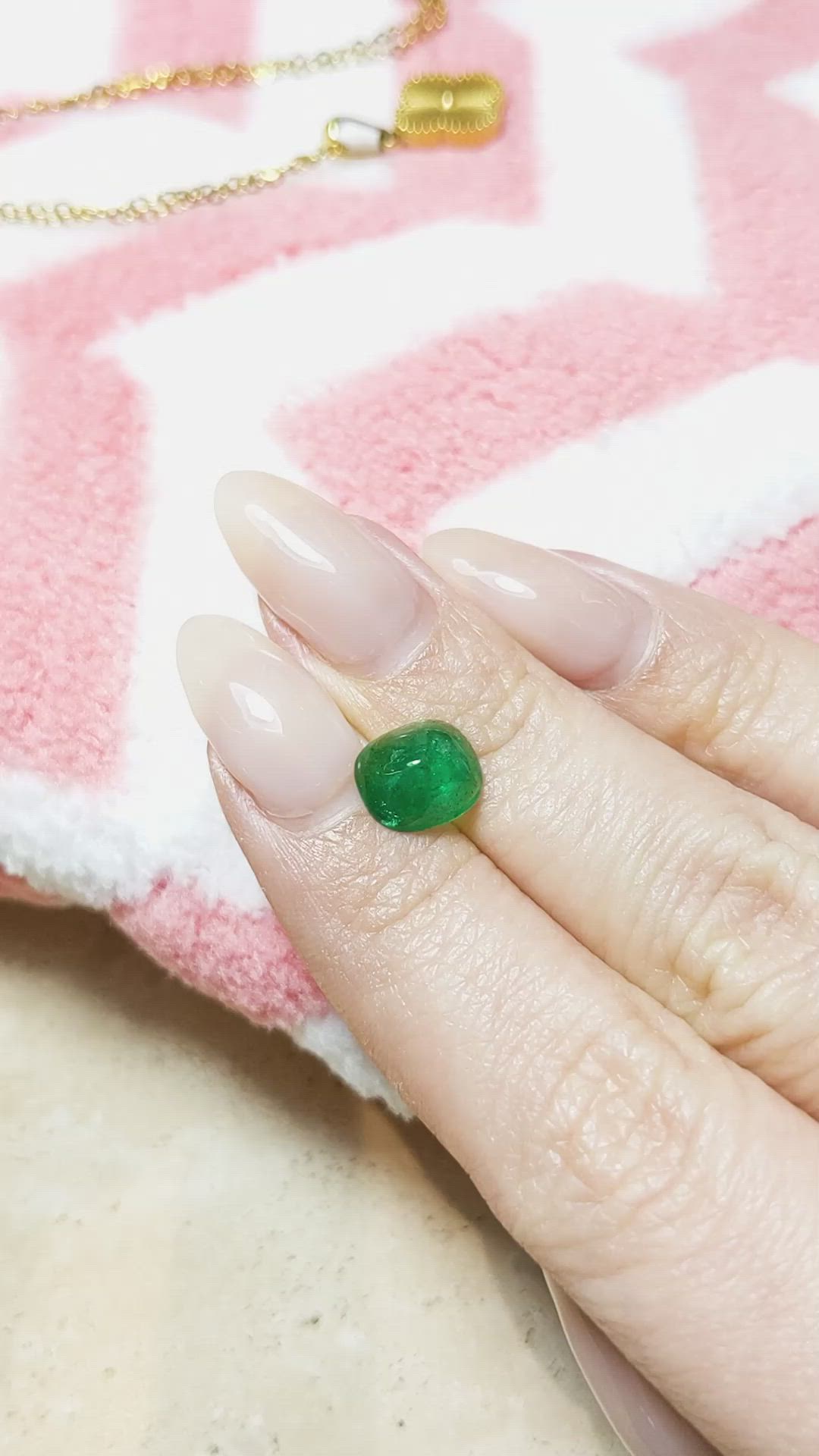 1.90 Ct. Cabochon Emerald from Pakistan Size Video