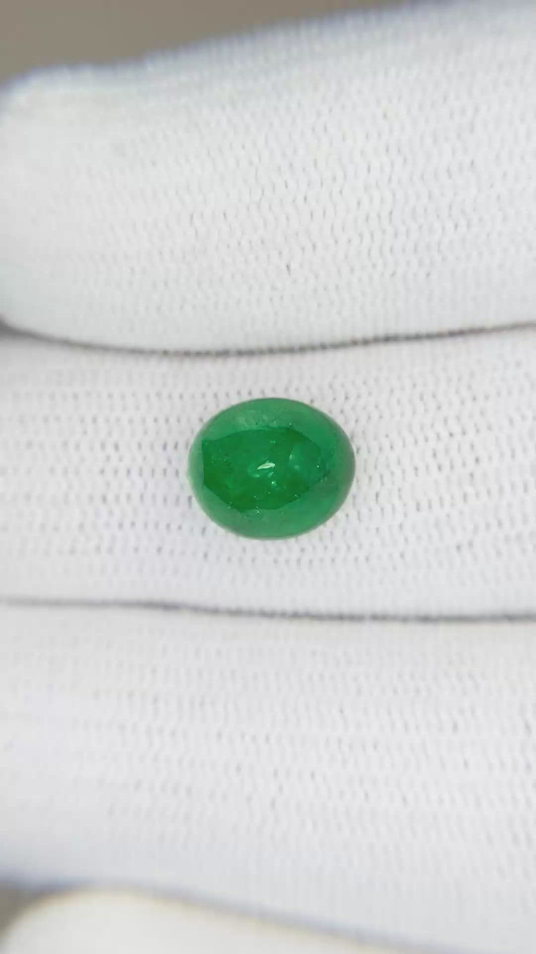 2.82 Ct. Cabochon Emerald from Pakistan Size Video