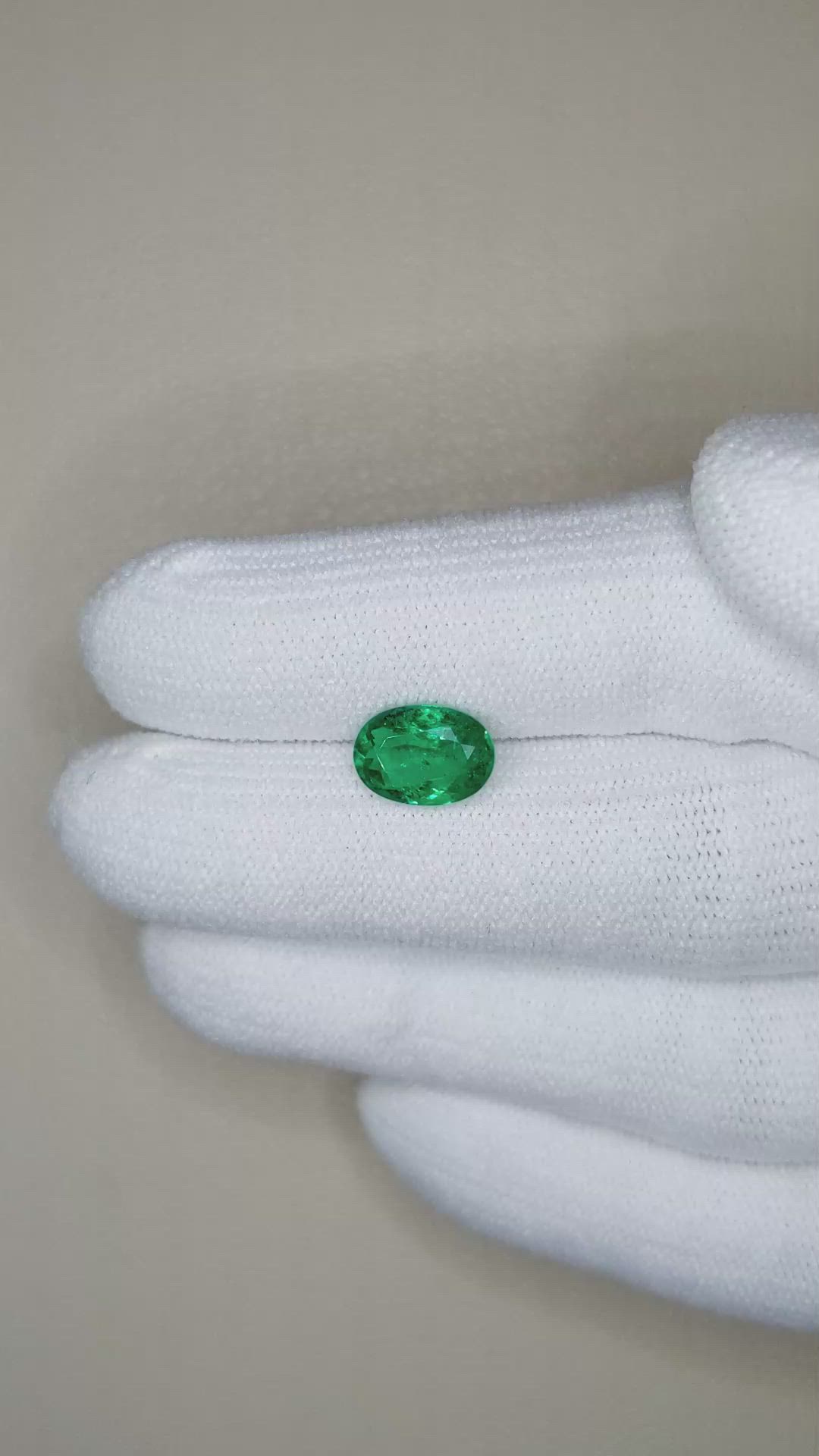 1.53 Ct. Emerald from Colombia Size Video