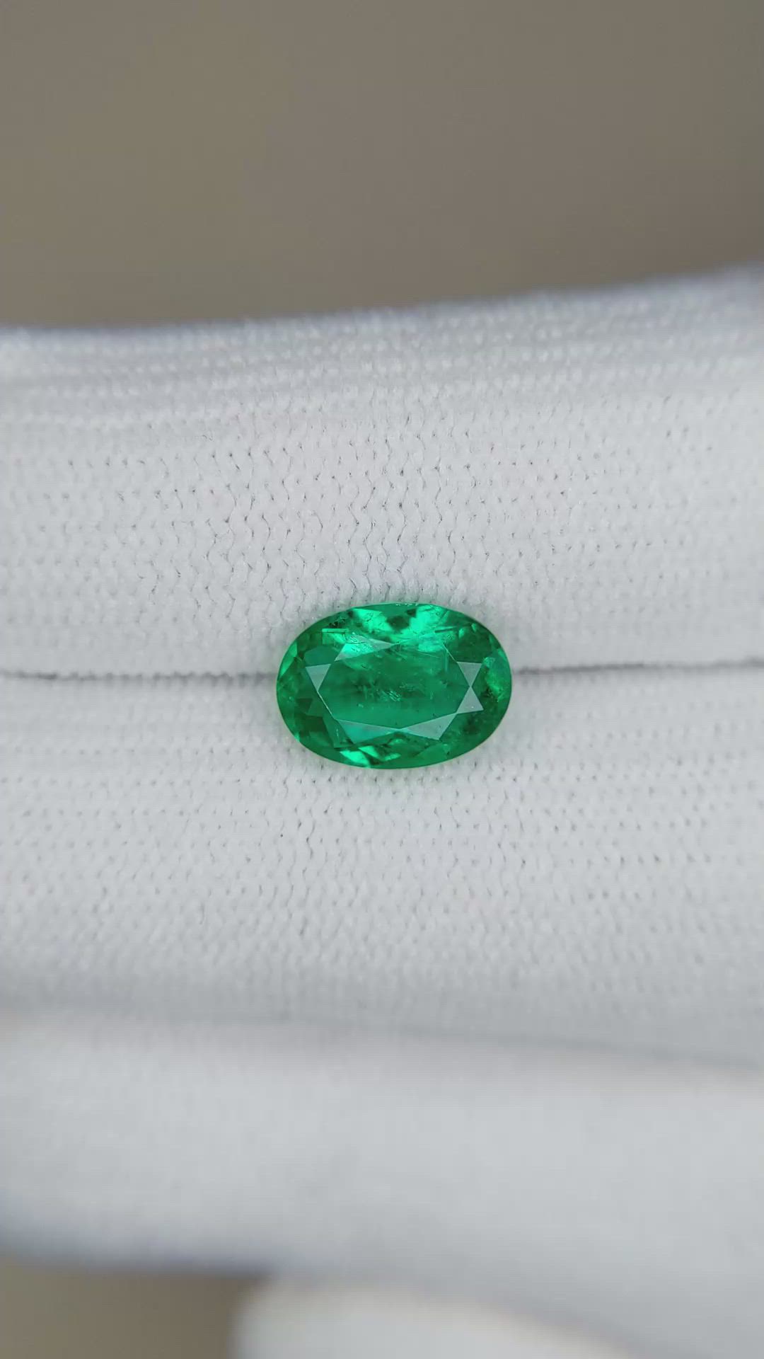 1.53 Ct. Emerald from Colombia Size Video