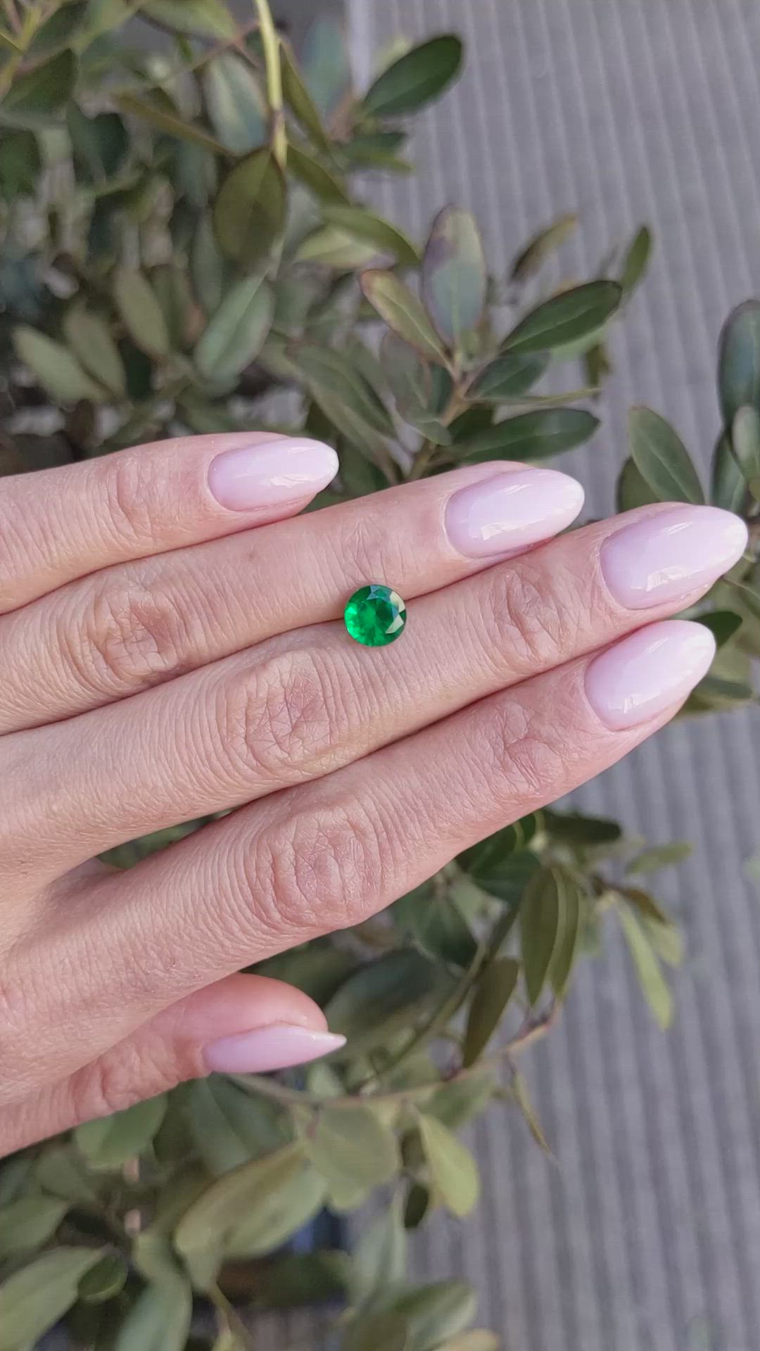 1.07 Ct. Emerald from Zambia Size Video