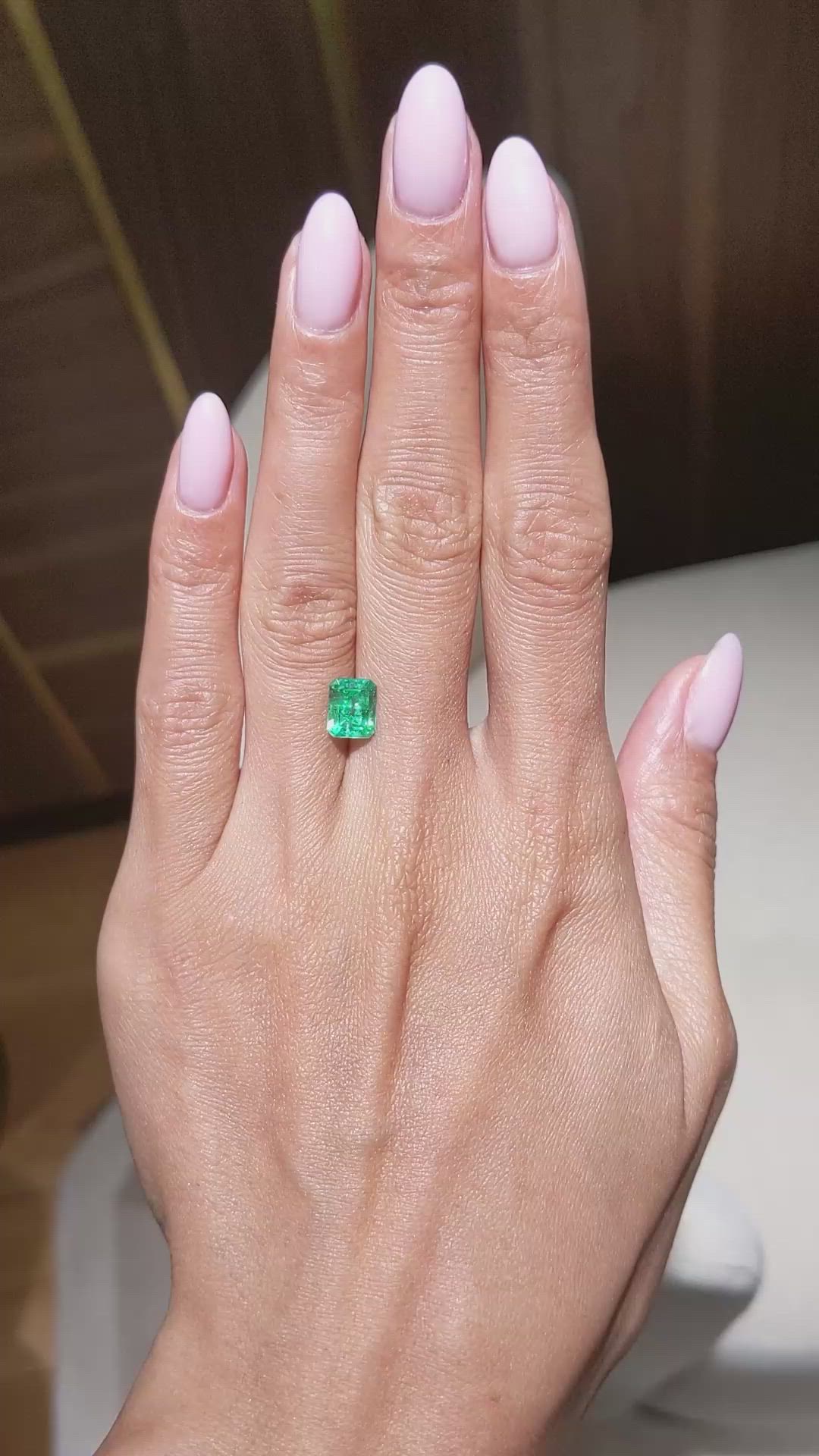 1.50 Ct. Emerald from Colombia Size Video