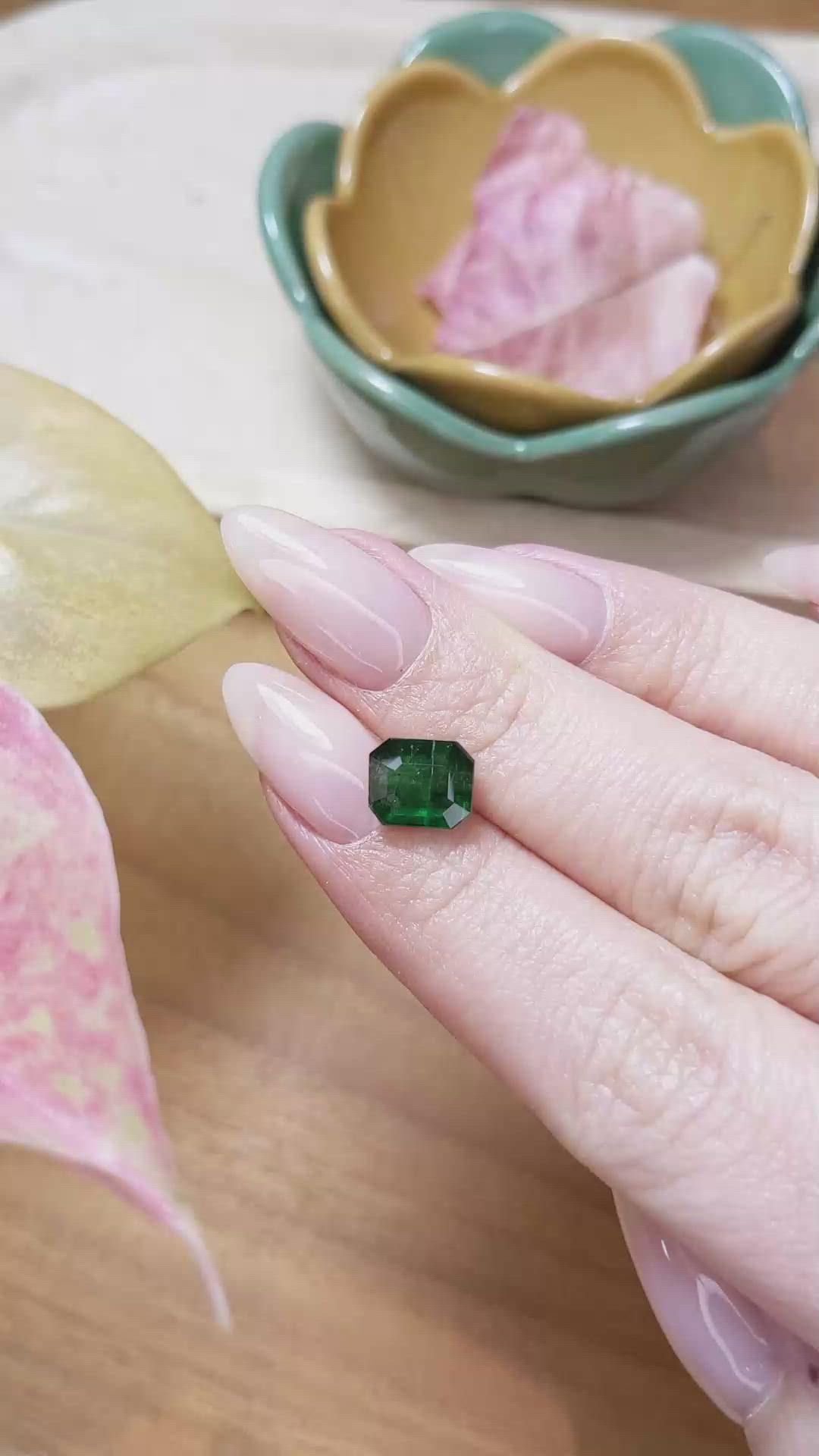 2.10 Ct. Emerald from Zambia Size Video