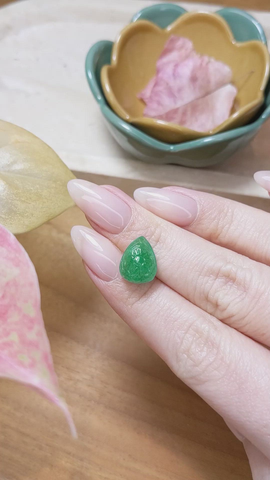 5.88 Ct. Emerald from Zambia Size Video