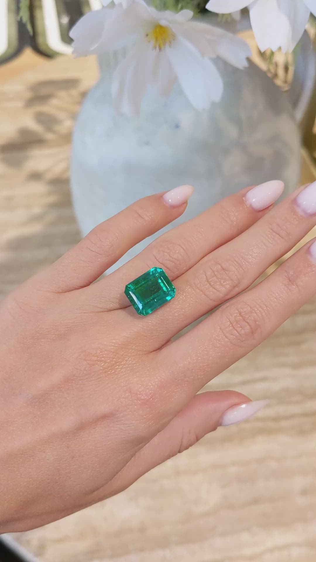 10.03 Ct. Emerald from Zambia Size Video