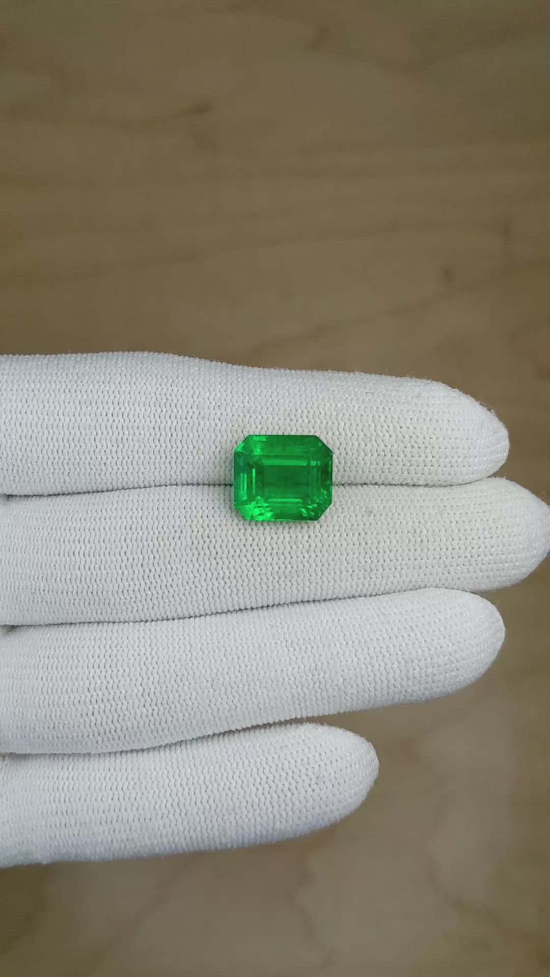 6.54 Ct. Emerald from Zambia Size Video