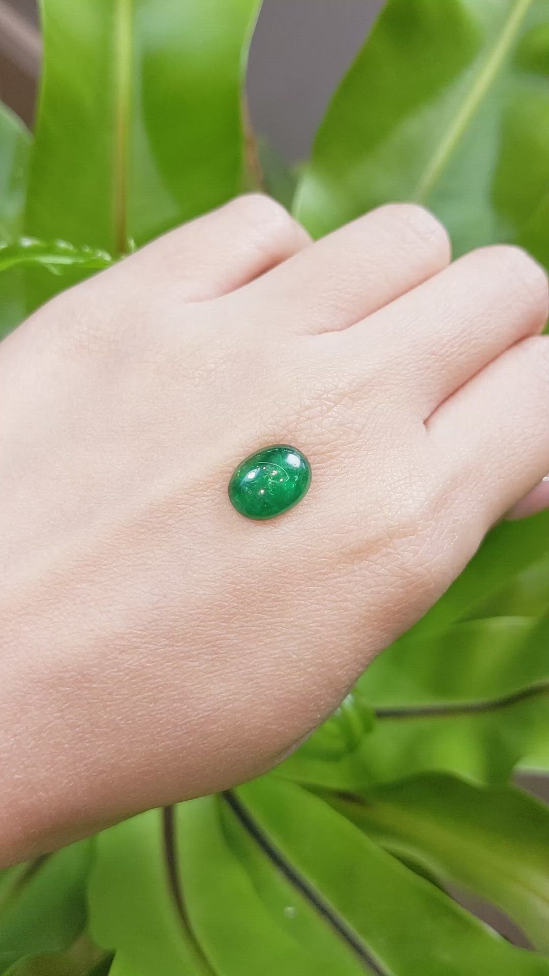 3.00 Ct. Cabochon Emerald from Pakistan Size Video
