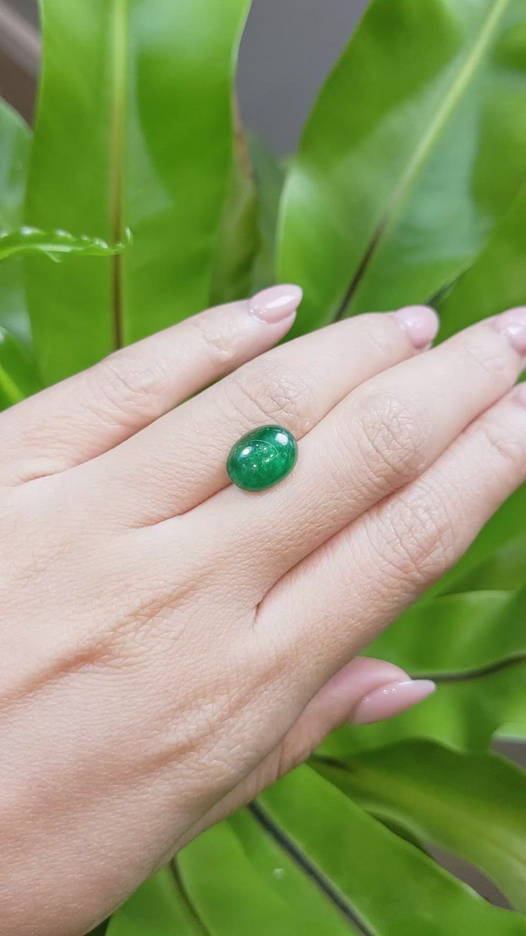 3.00 Ct. Cabochon Emerald from Pakistan Size Video