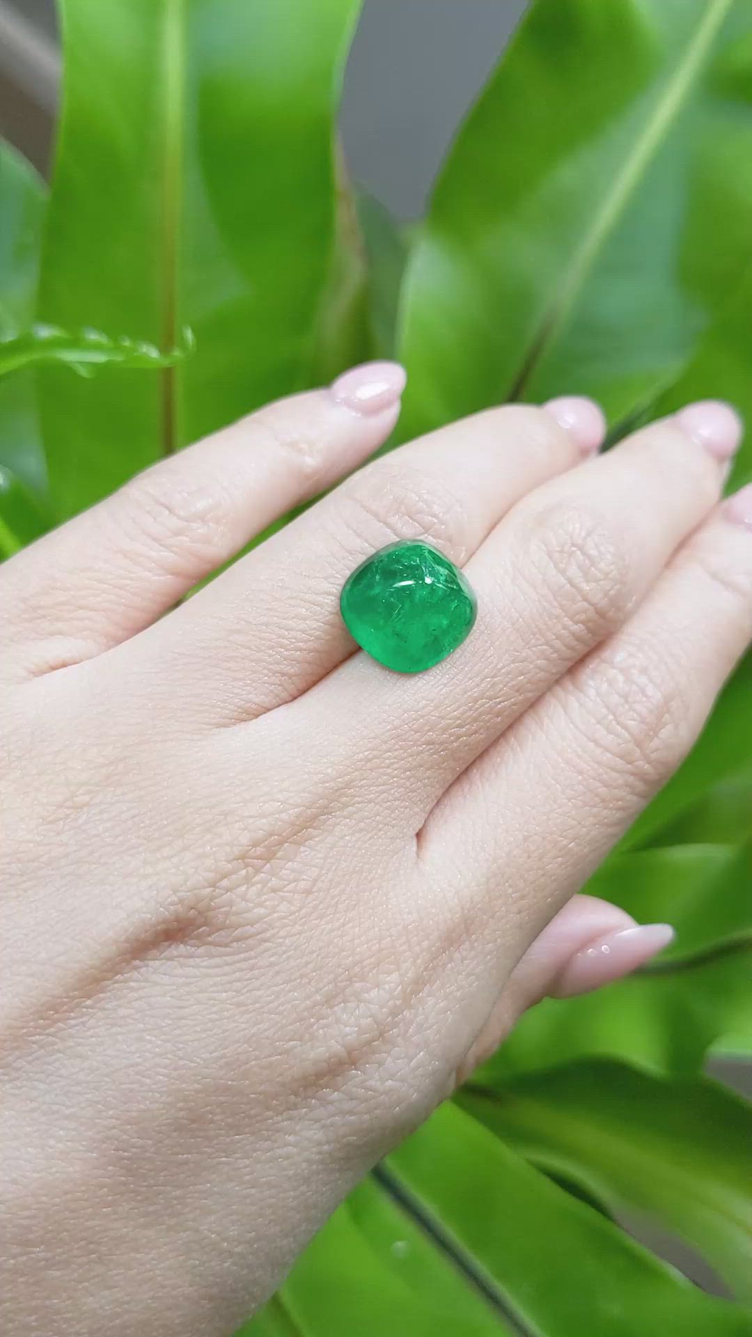 6.88 Ct. Cabochon Emerald from Pakistan Size Video