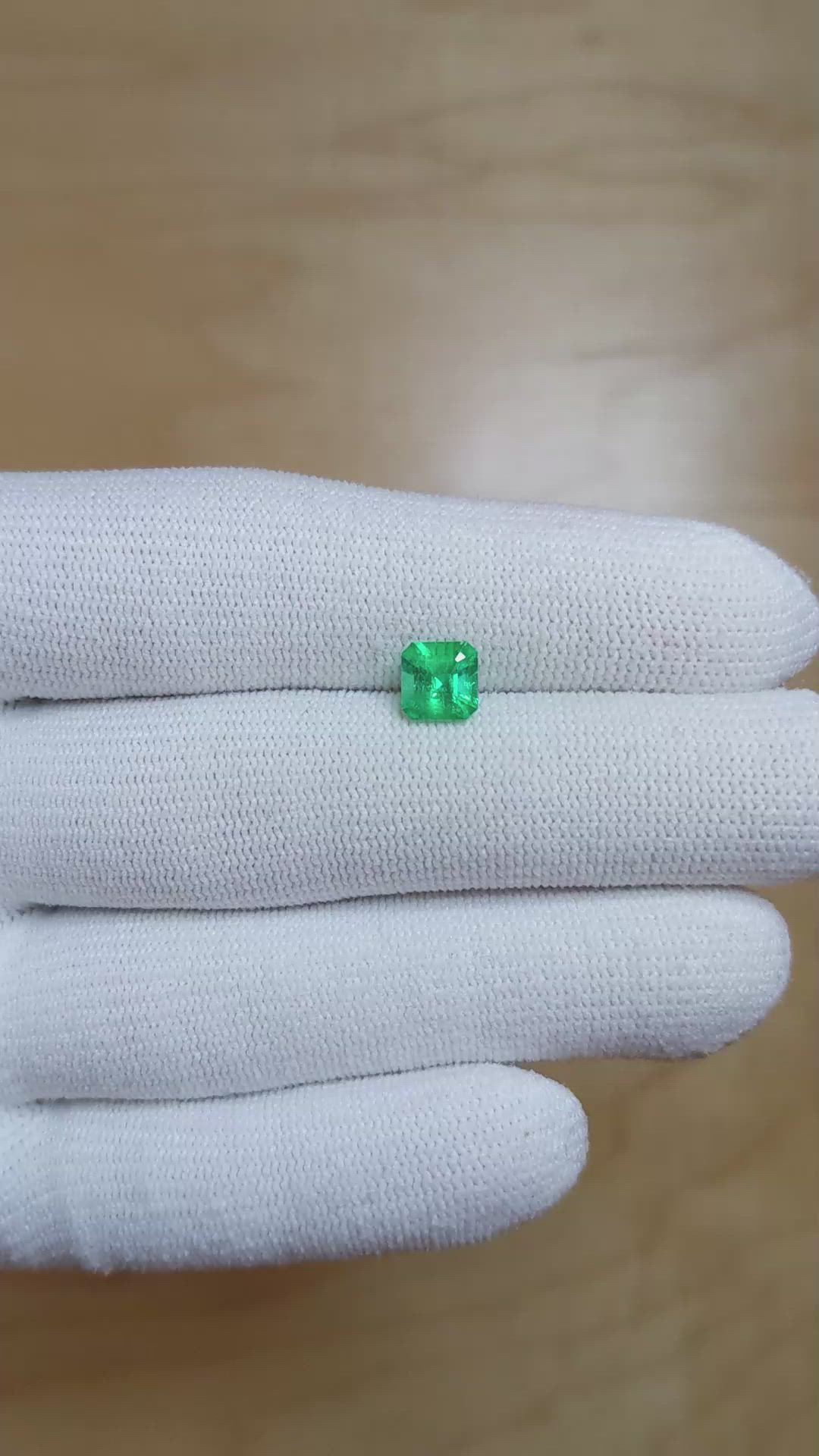 1.03 Ct. Emerald from Colombia Size Video
