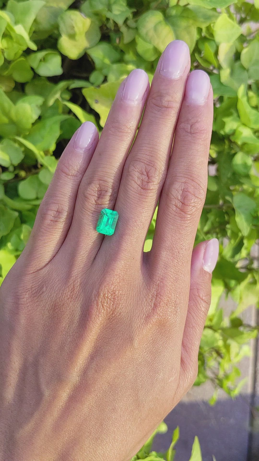 2.48 Ct. Emerald from Colombia Size Video