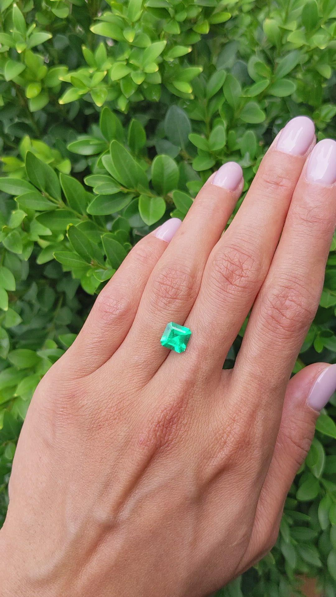 1.81 Ct. Emerald from Colombia Size Video