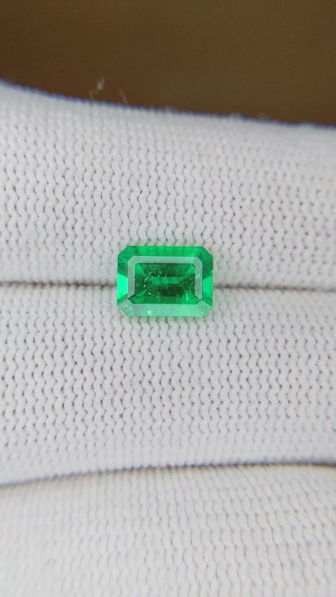 1.21 Ct. Emerald from Colombia Size Video