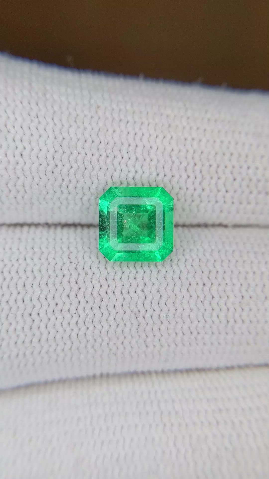 1.65 Ct. Emerald from Colombia Size Video