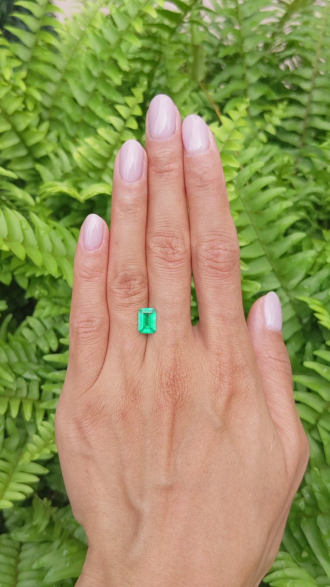 1.32 Ct. Emerald from Colombia Size Video