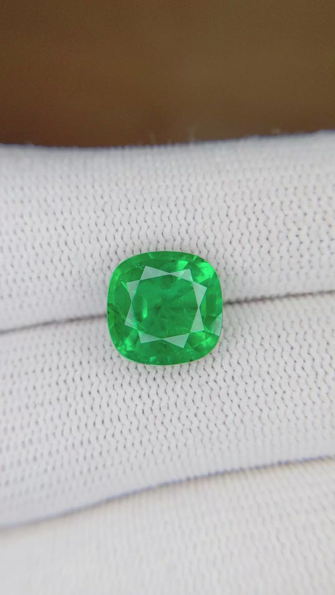 3.94 Ct. Emerald from Zambia Size Video