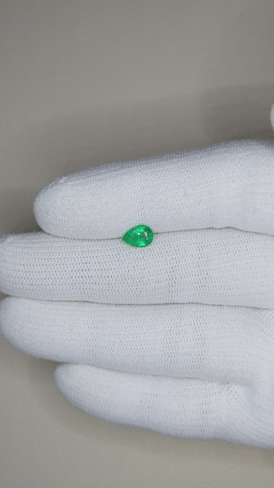 0.61 Ct. Emerald from Zambia Size Video