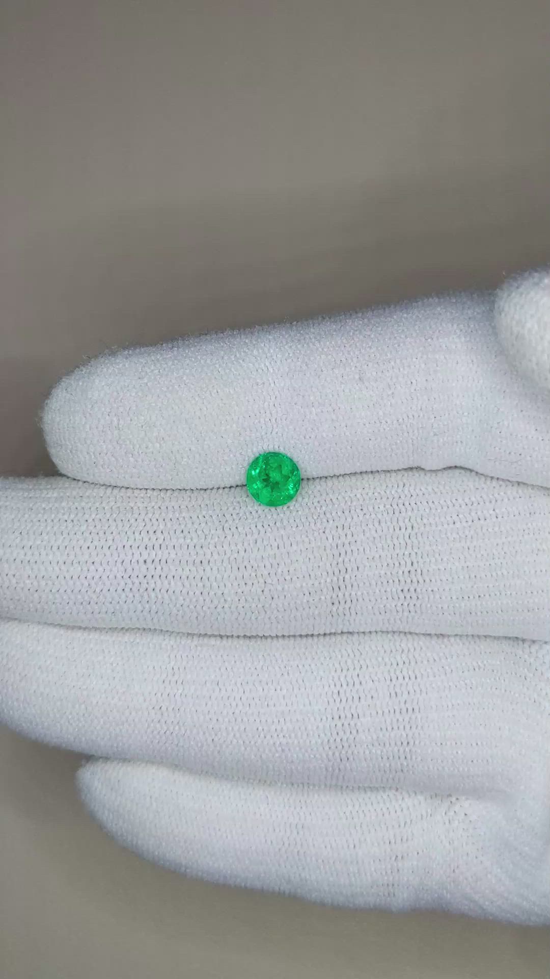 0.60 Ct. Emerald from Zambia Size Video