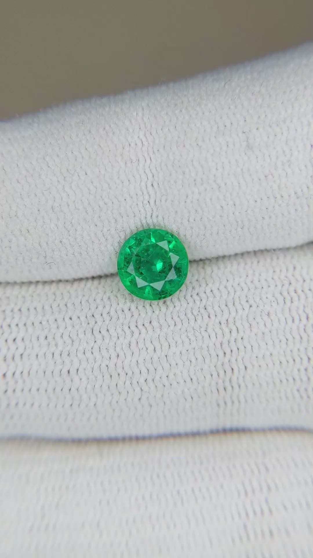 1.10 Ct. Emerald from Zambia Size Video