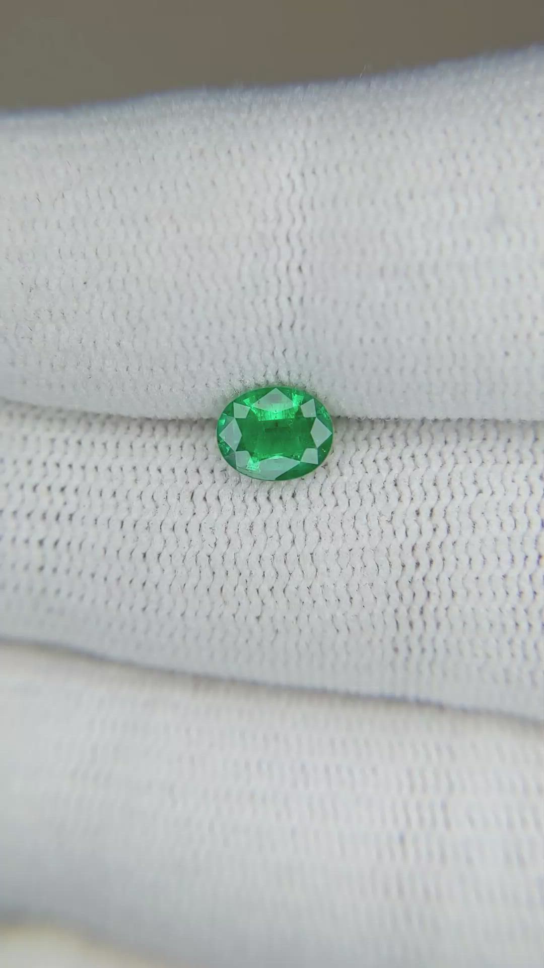 0.61 Ct. Emerald from Zambia Size Video