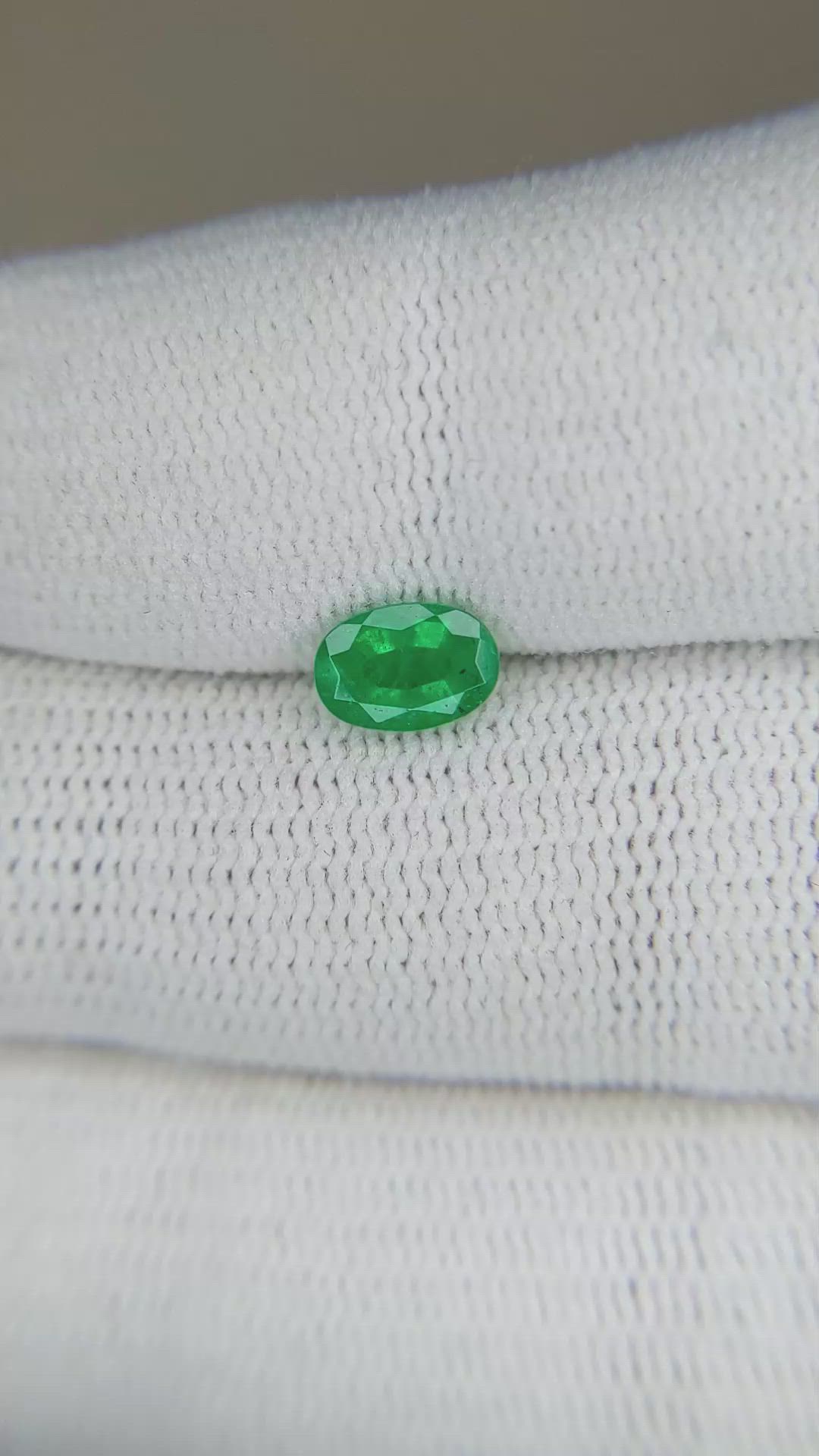 0.62 Ct. Emerald from Zambia Size Video