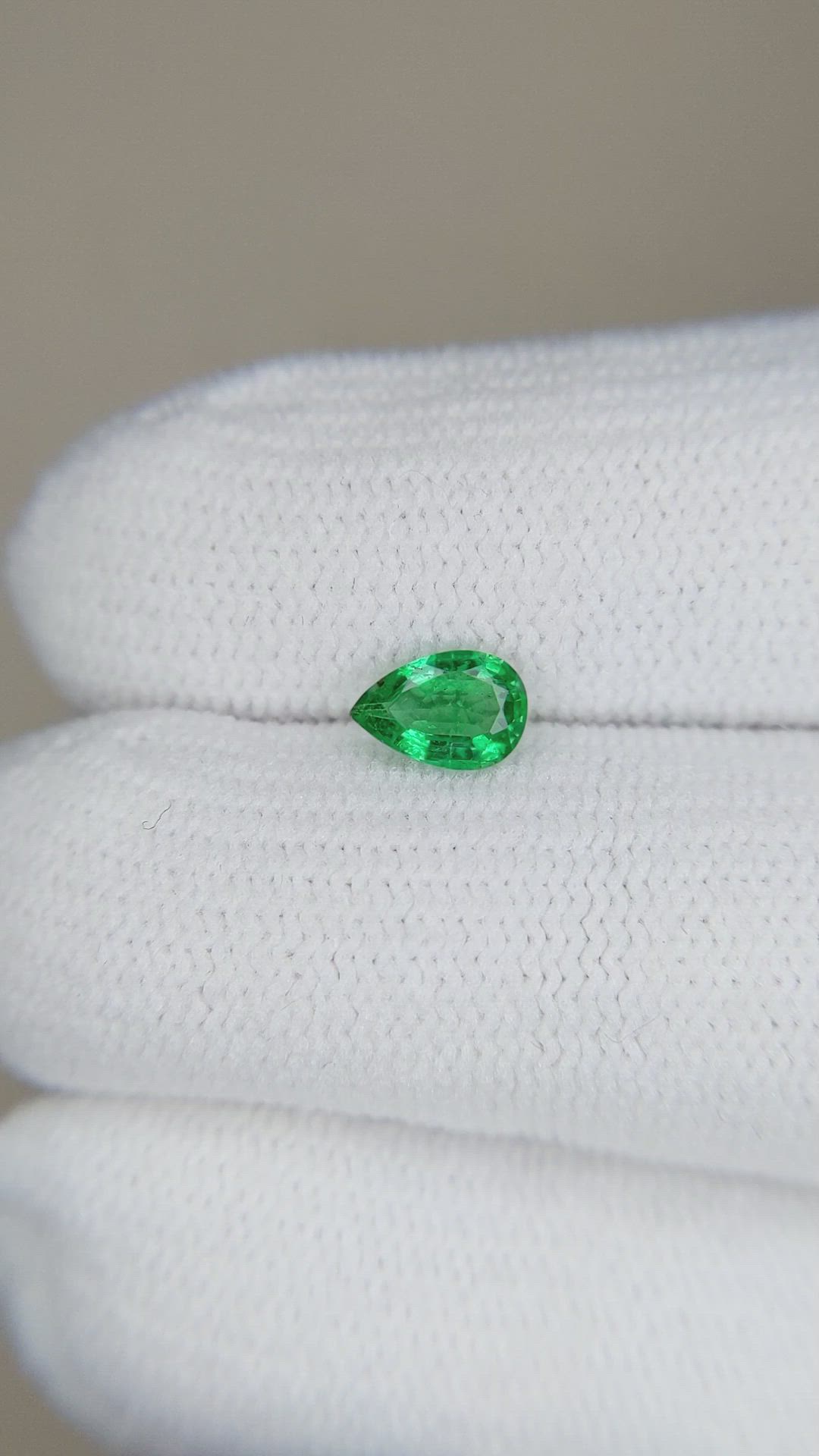 0.34 Ct. Emerald from Zambia Size Video