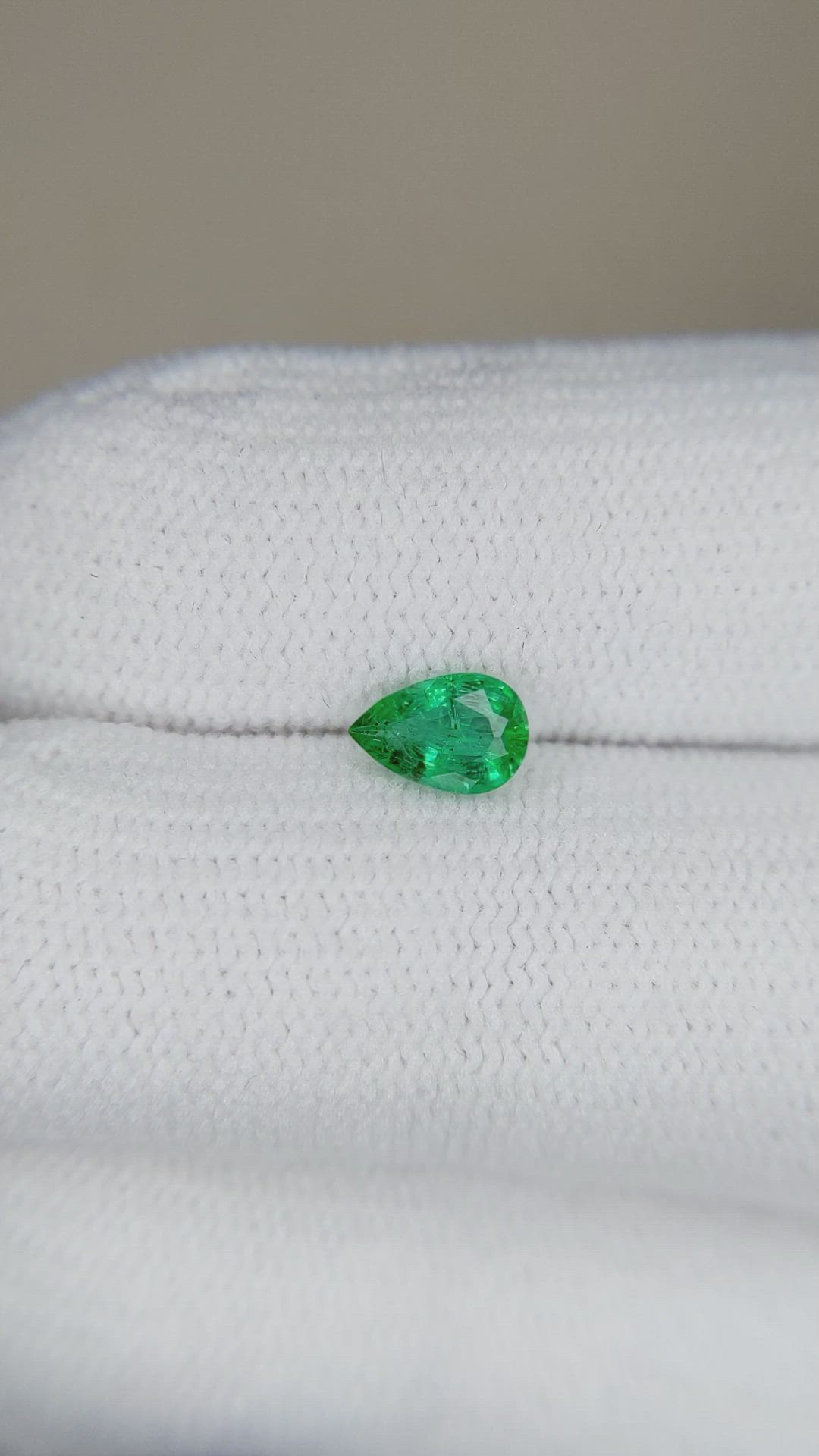 0.33 Ct. Emerald from Zambia Size Video
