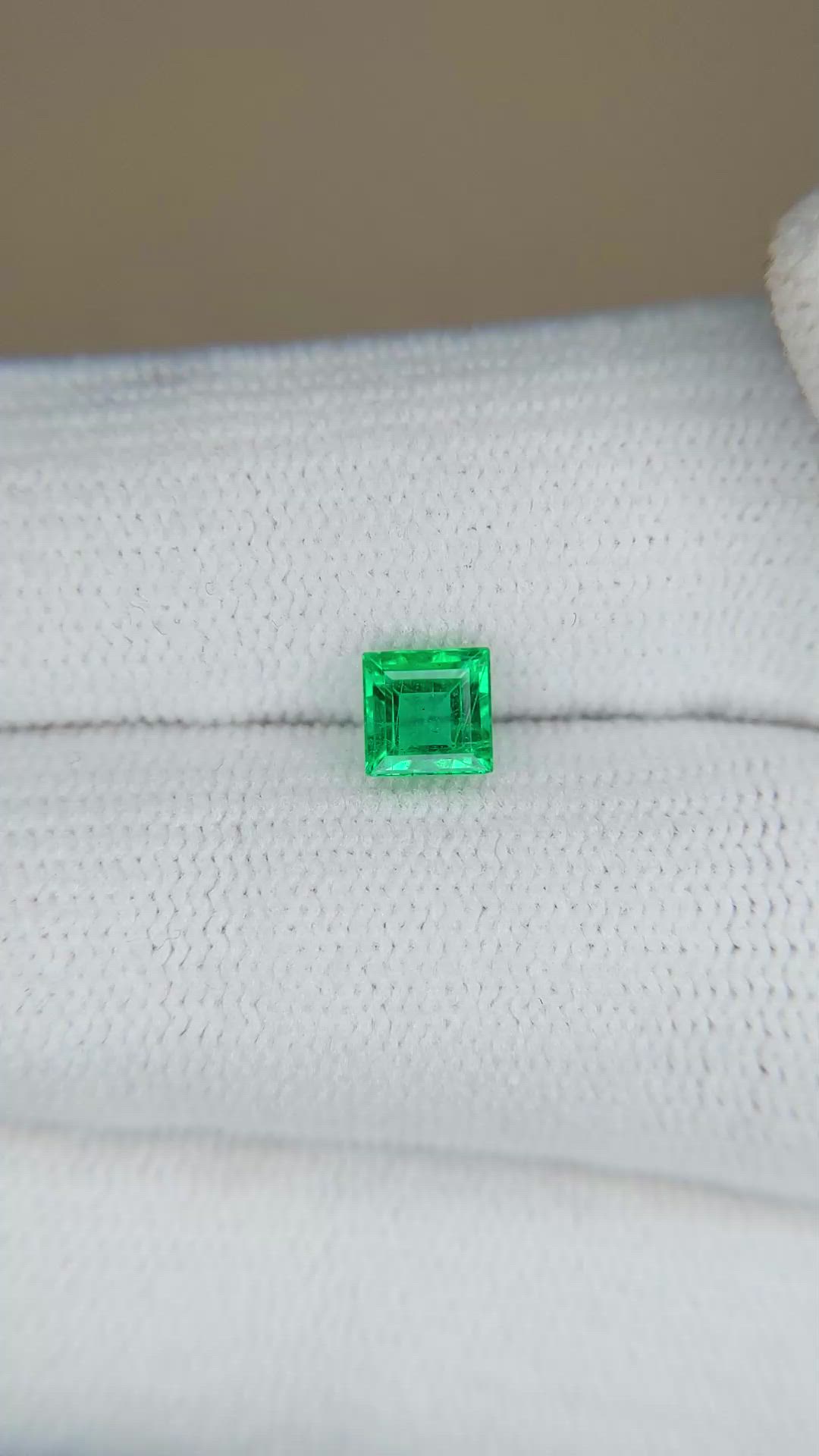 0.53 Ct. Emerald from Zambia Size Video