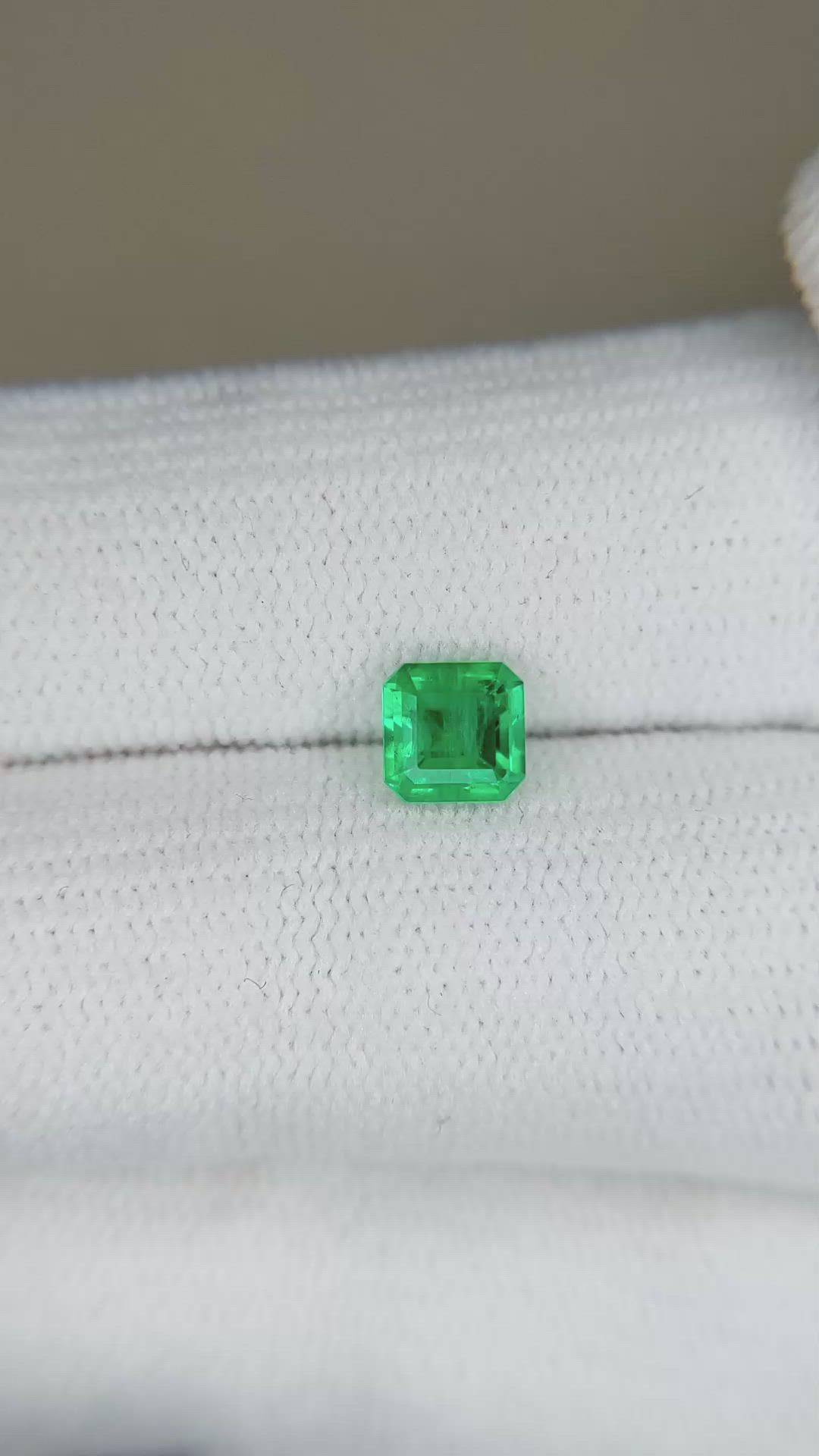 0.60 Ct. Emerald from Afghanistan Size Video