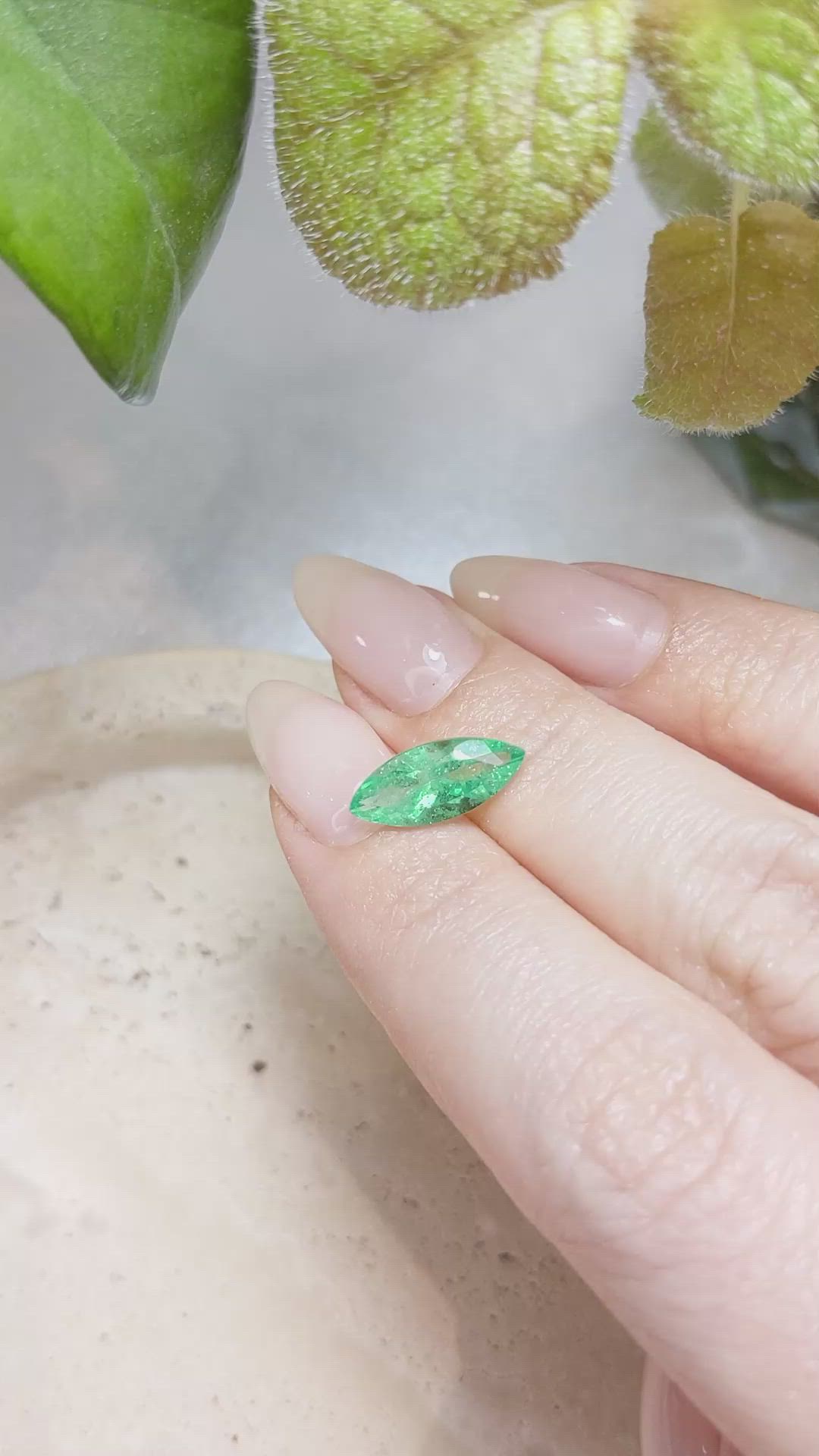 2.04 Ct. Emerald from Colombia Size Video