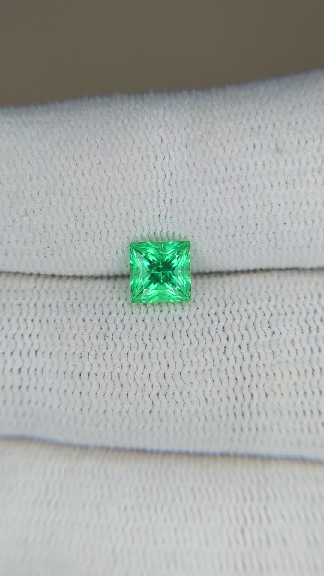 0.85 Ct. Emerald from Afghanistan Size Video