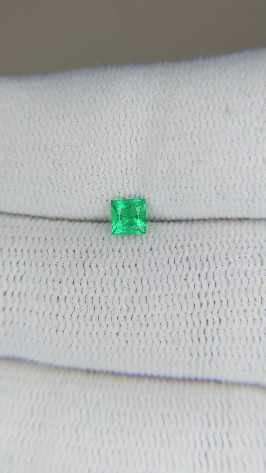 0.23 Ct. Emerald from Afghanistan Size Video