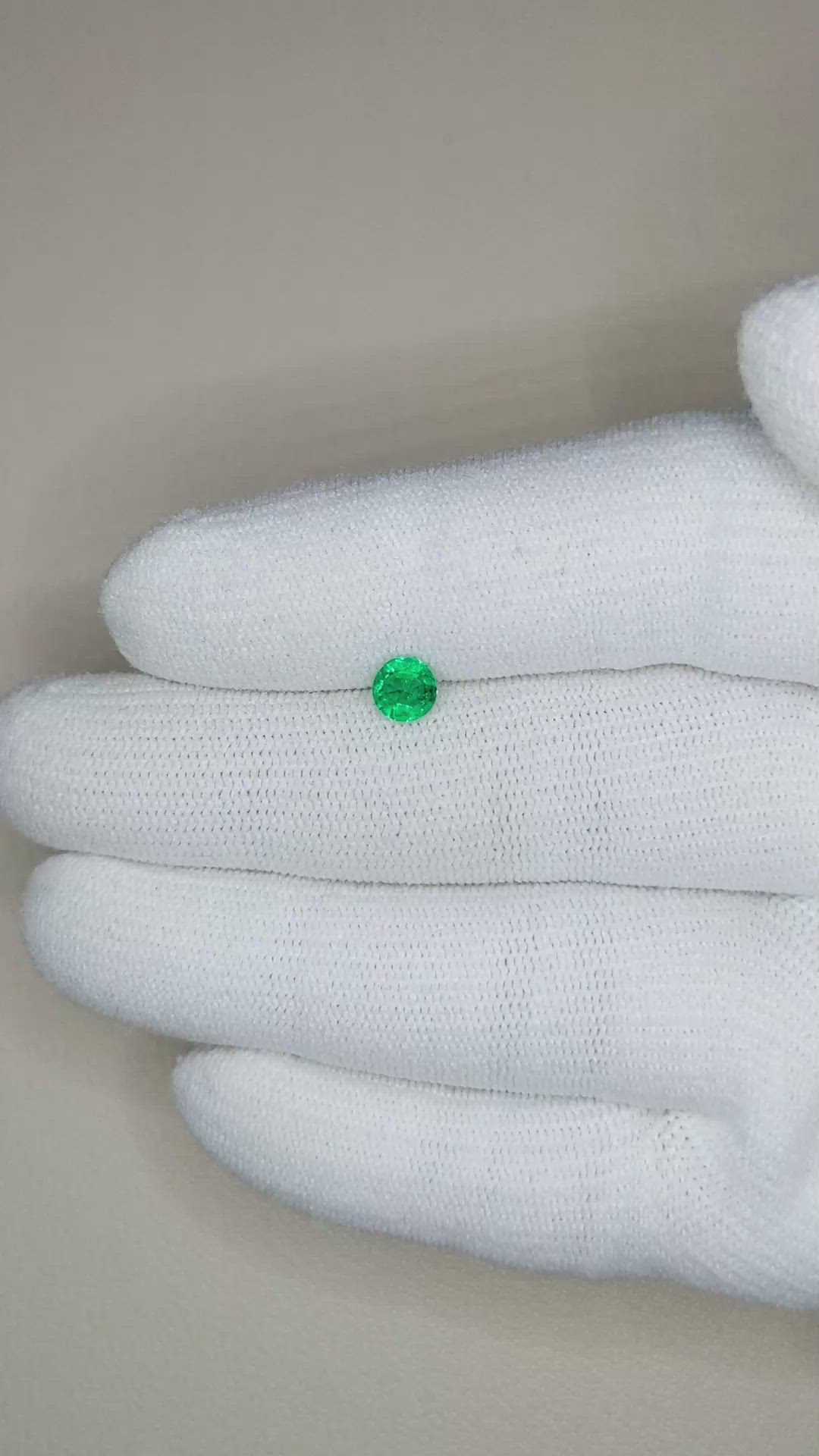 0.53 Ct. Emerald from Afghanistan Size Video