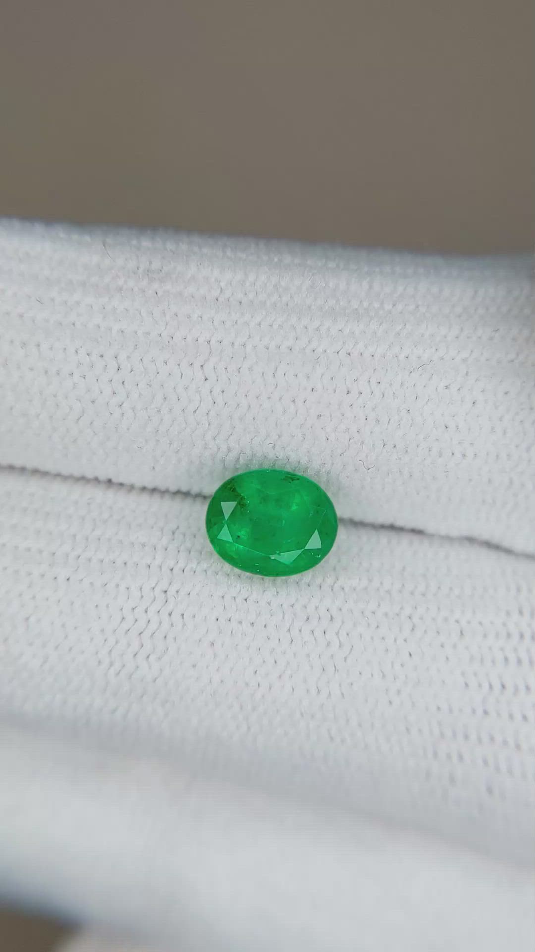 1.02 Ct. Emerald from Afghanistan Size Video
