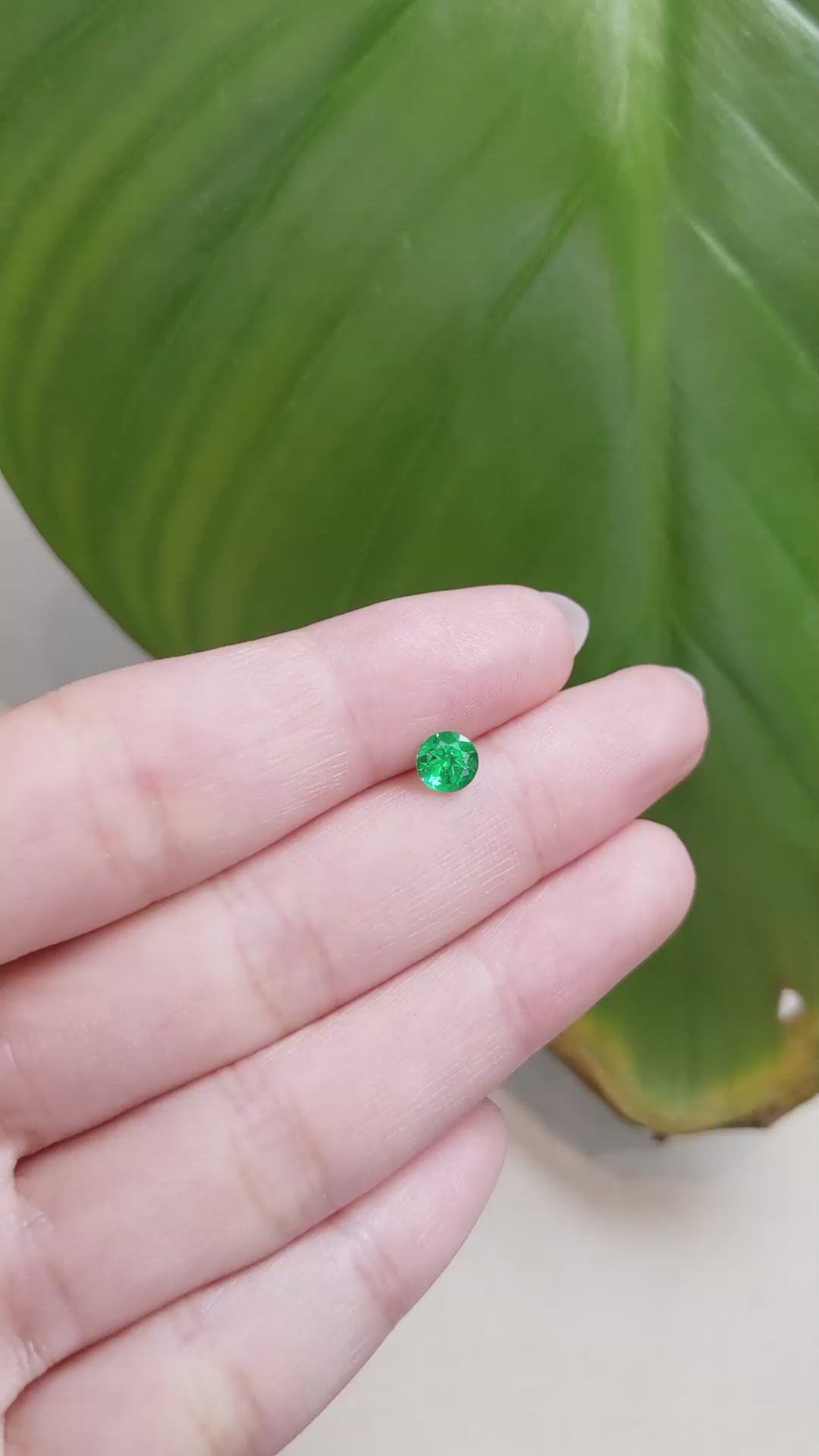 0.52 Ct. Emerald from Afghanistan Size Video