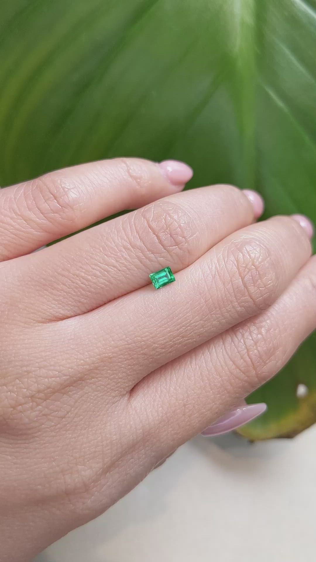 0.22 Ct. Emerald from Afghanistan Size Video